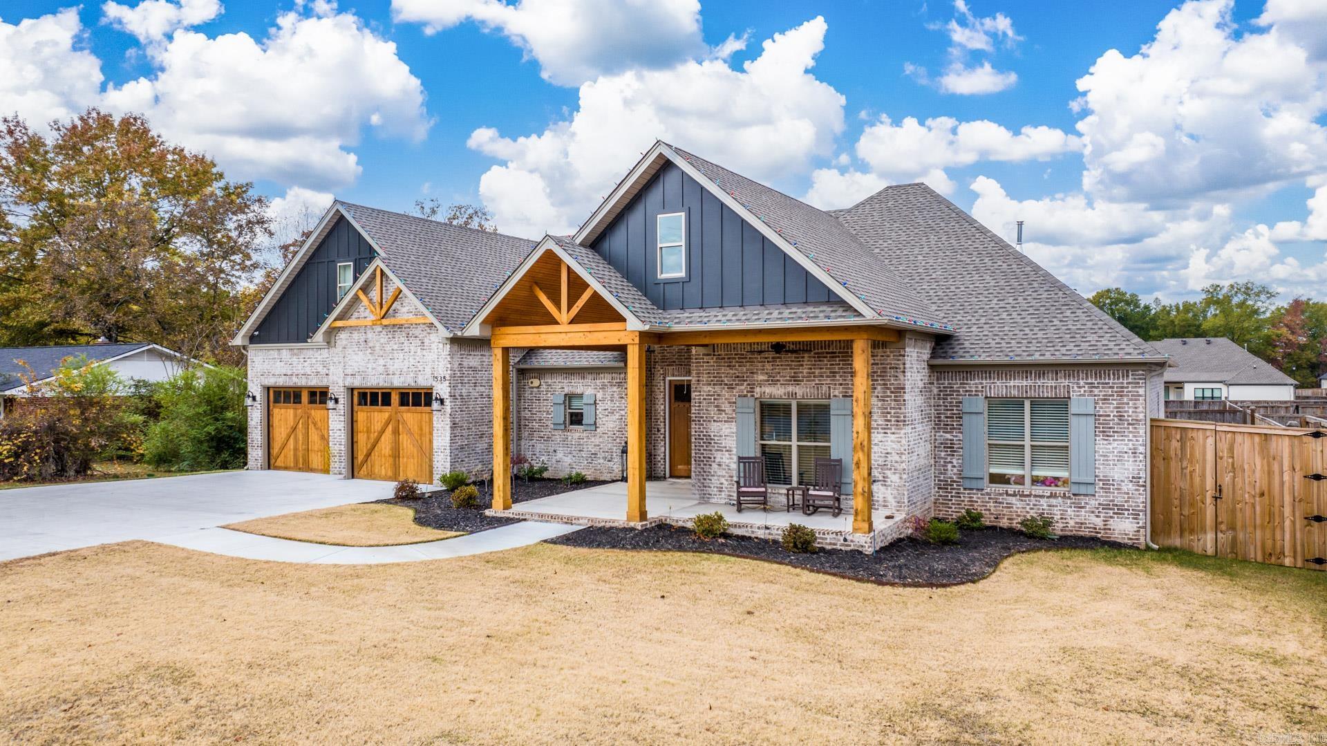 Salem Oaks - Residential