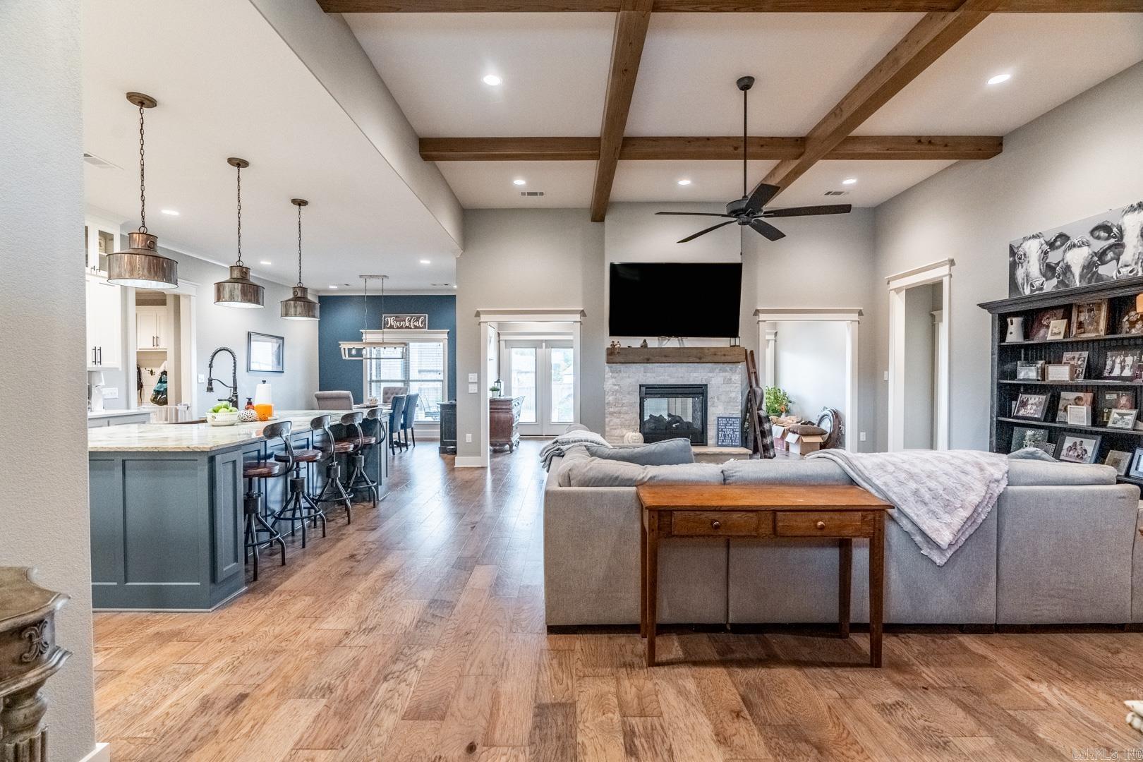 Salem Oaks - Residential