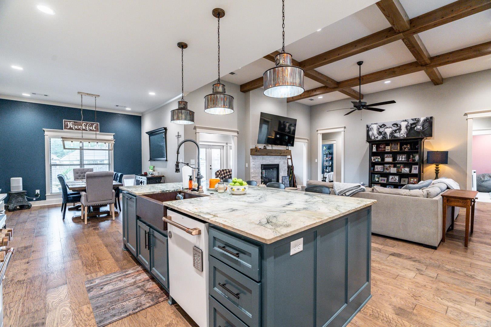 Salem Oaks - Residential