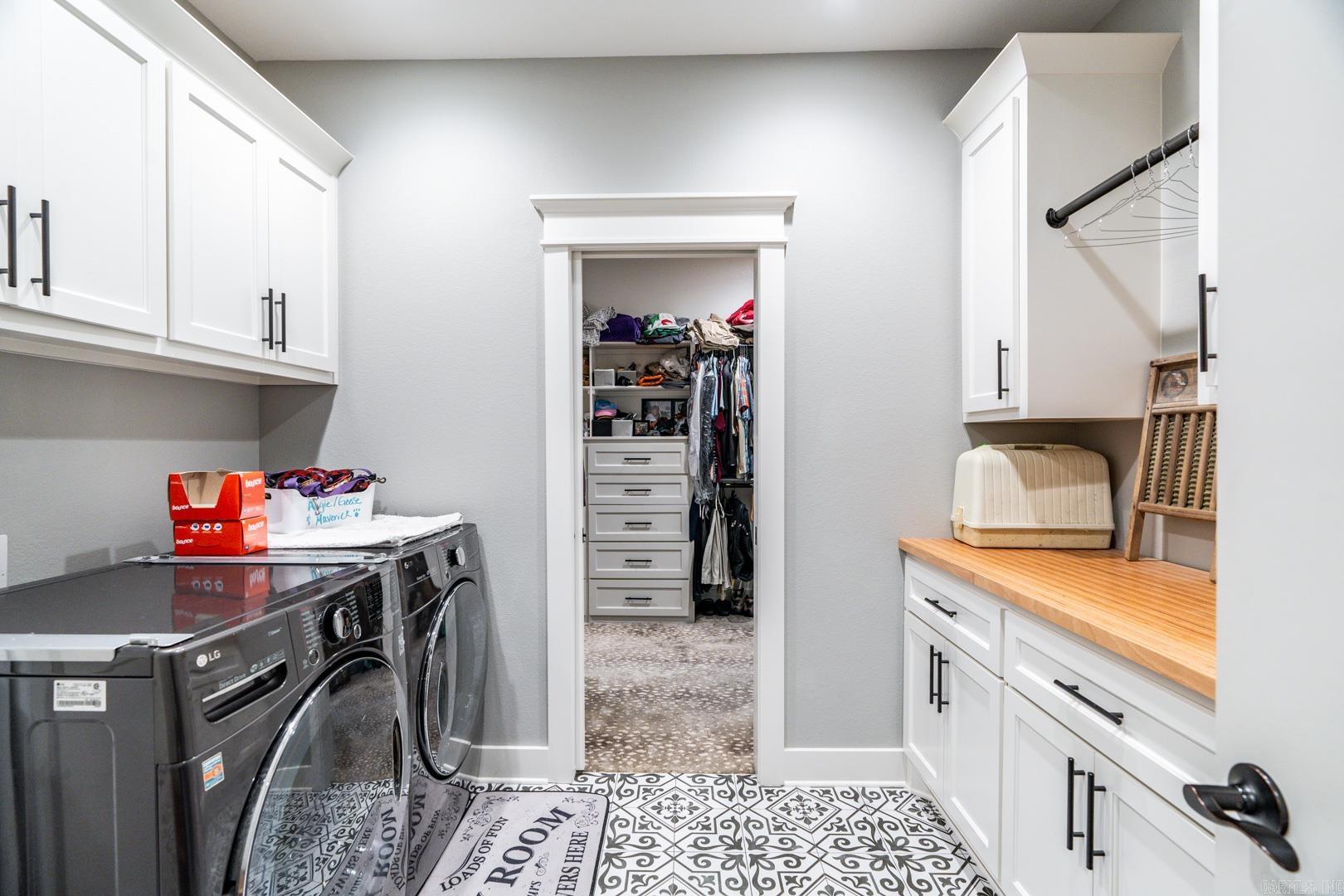 Salem Oaks - Residential