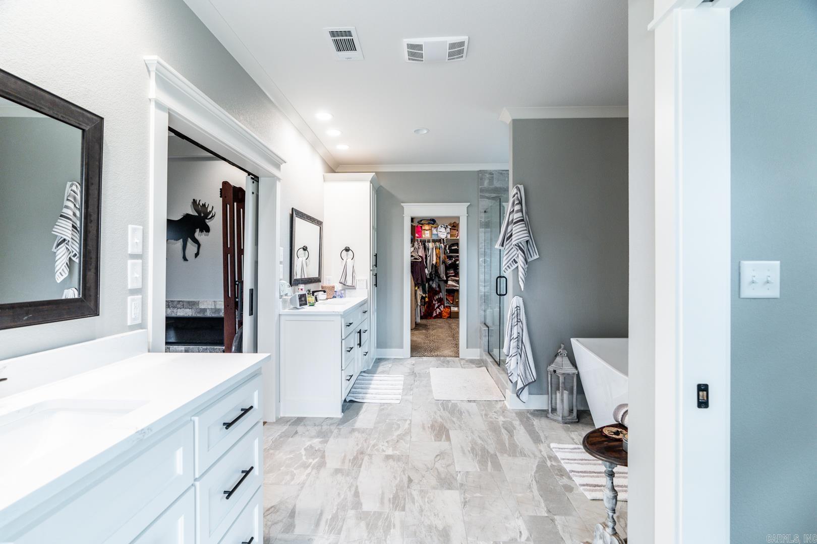 Salem Oaks - Residential