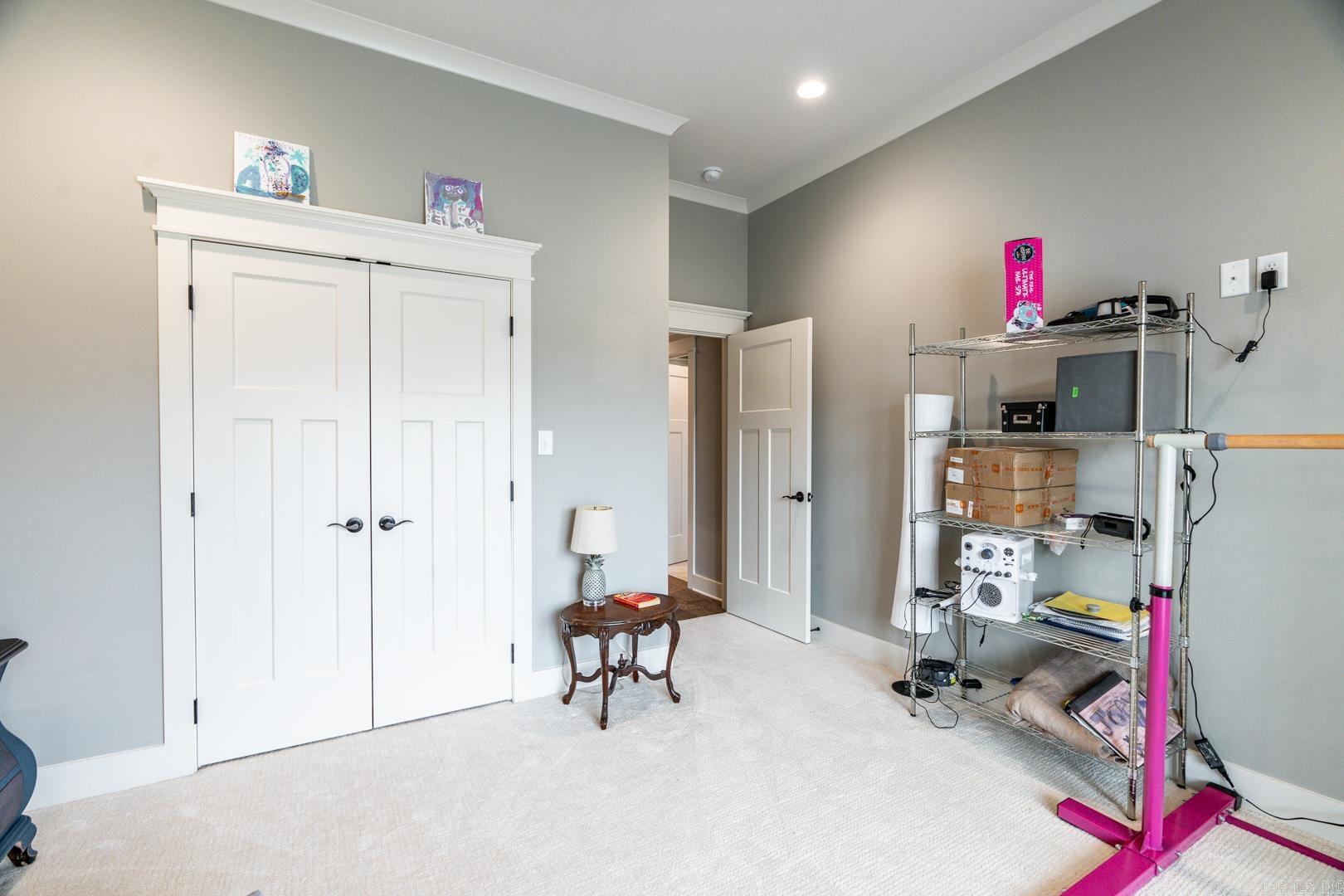 Salem Oaks - Residential