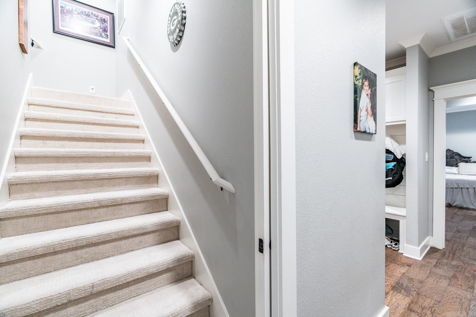 Salem Oaks - Residential