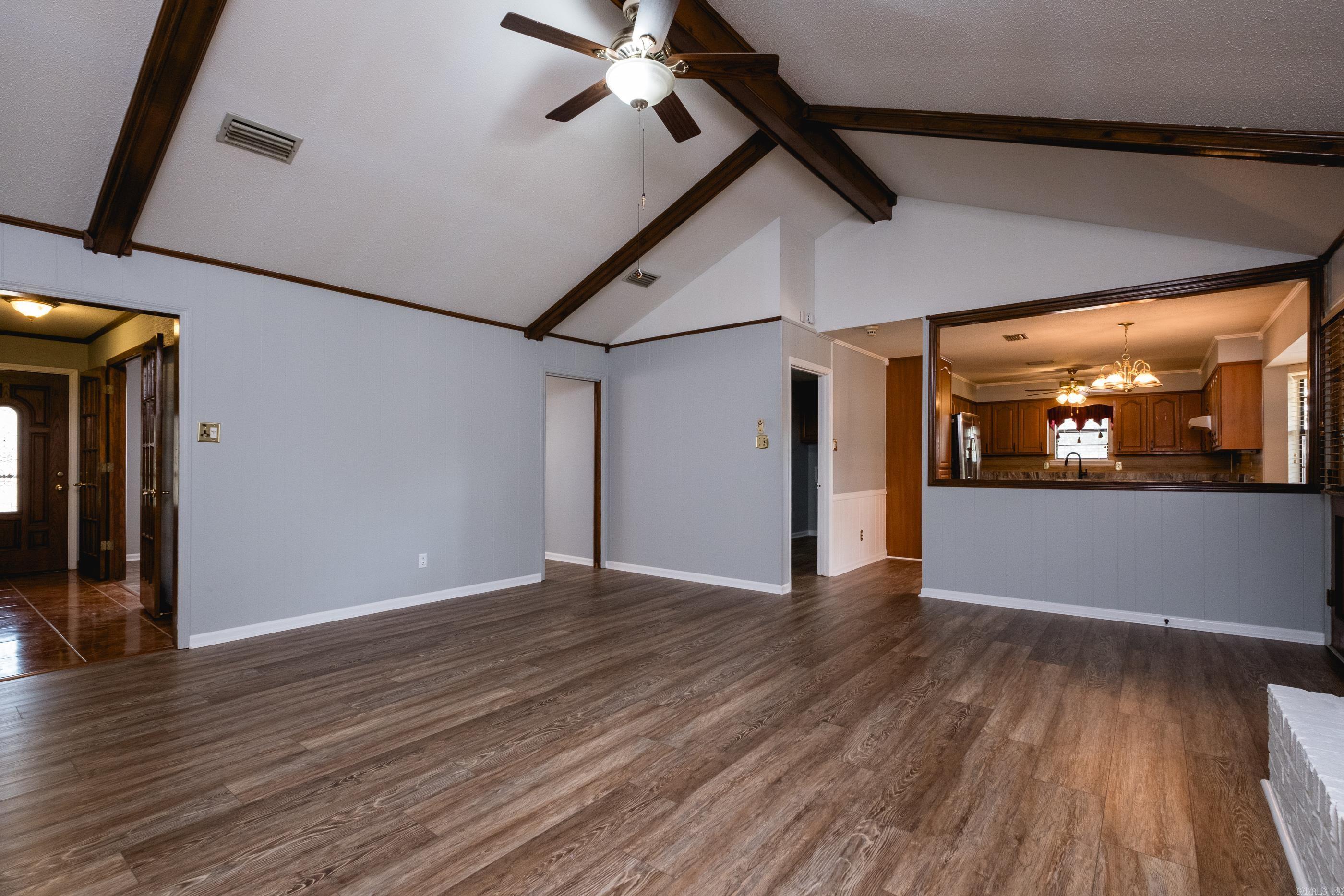 LUDINGTON HGTS - Residential