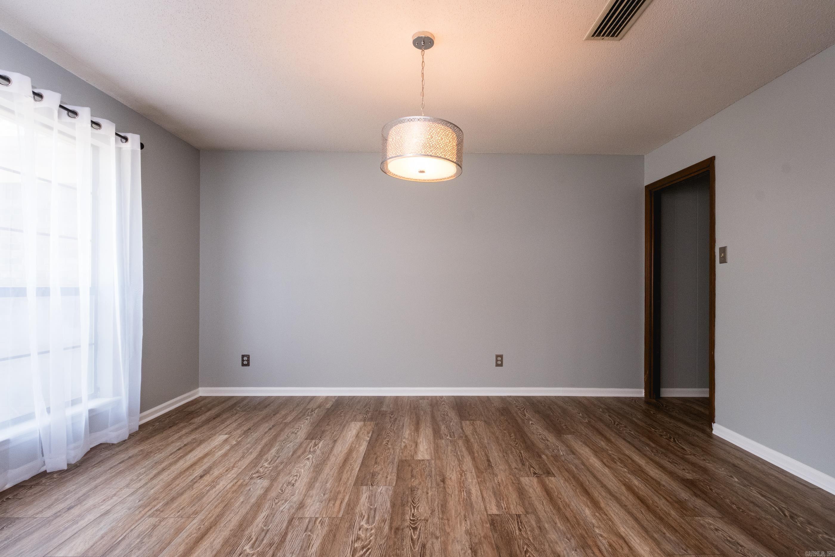 LUDINGTON HGTS - Residential