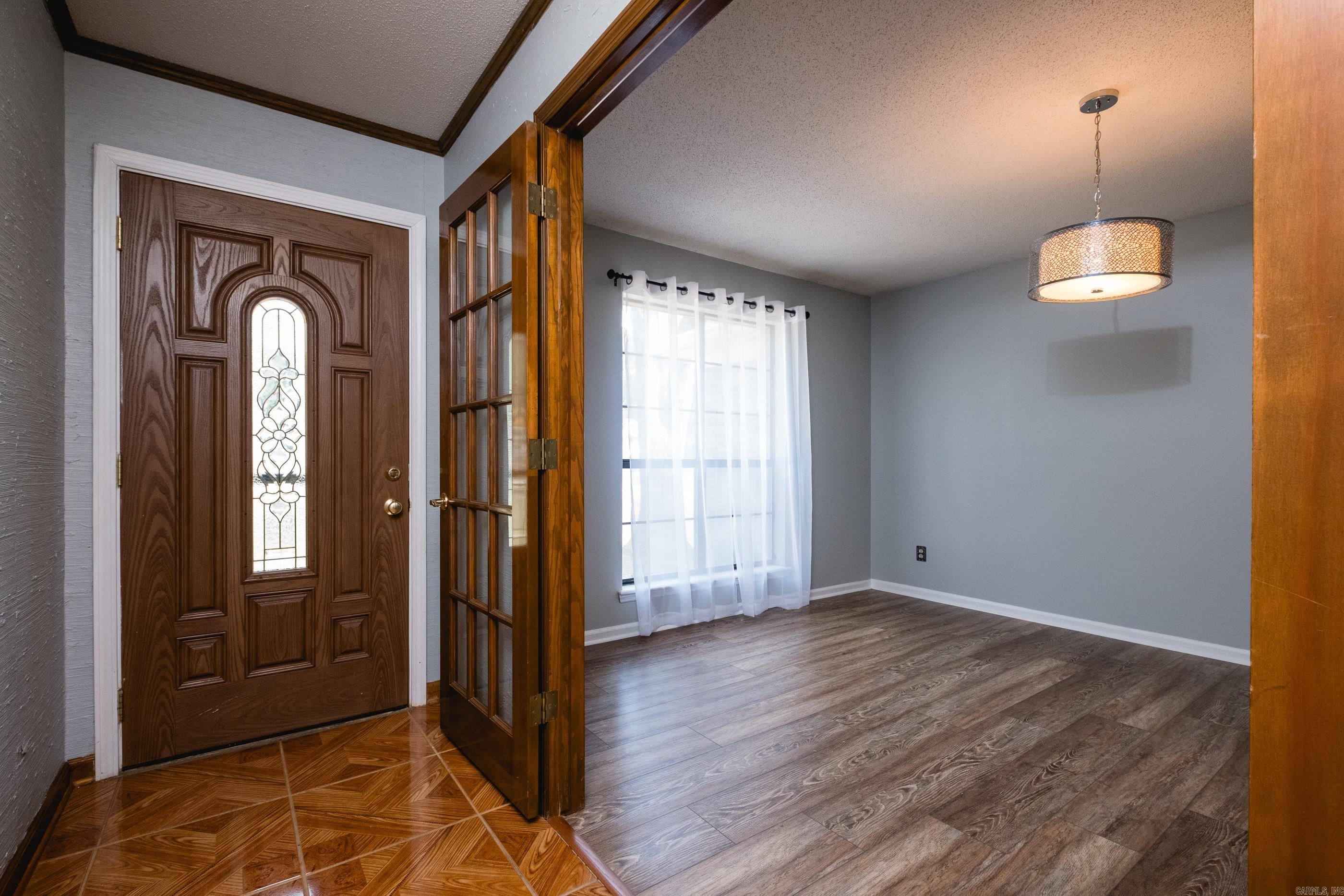 LUDINGTON HGTS - Residential