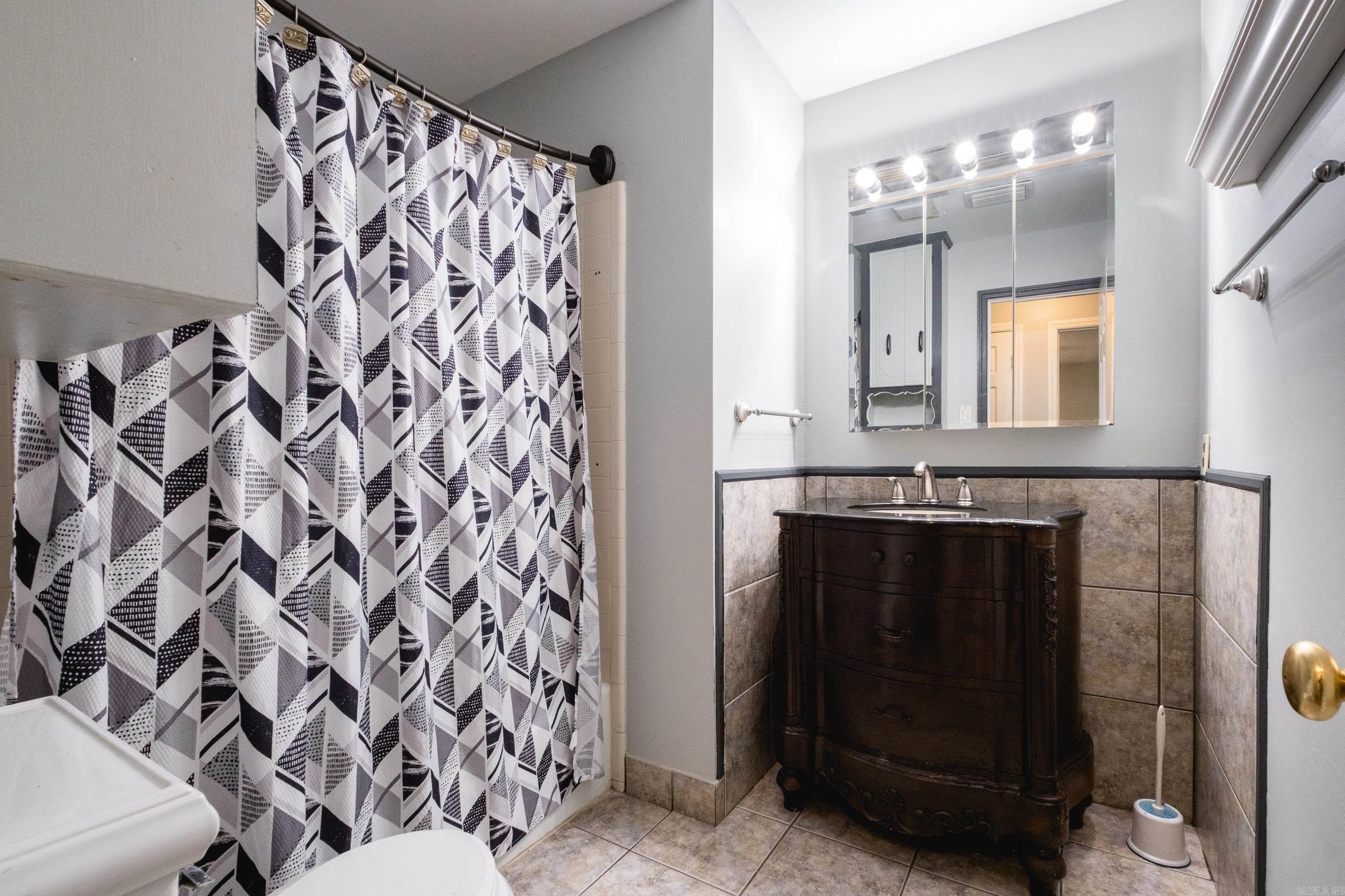 LUDINGTON HGTS - Residential