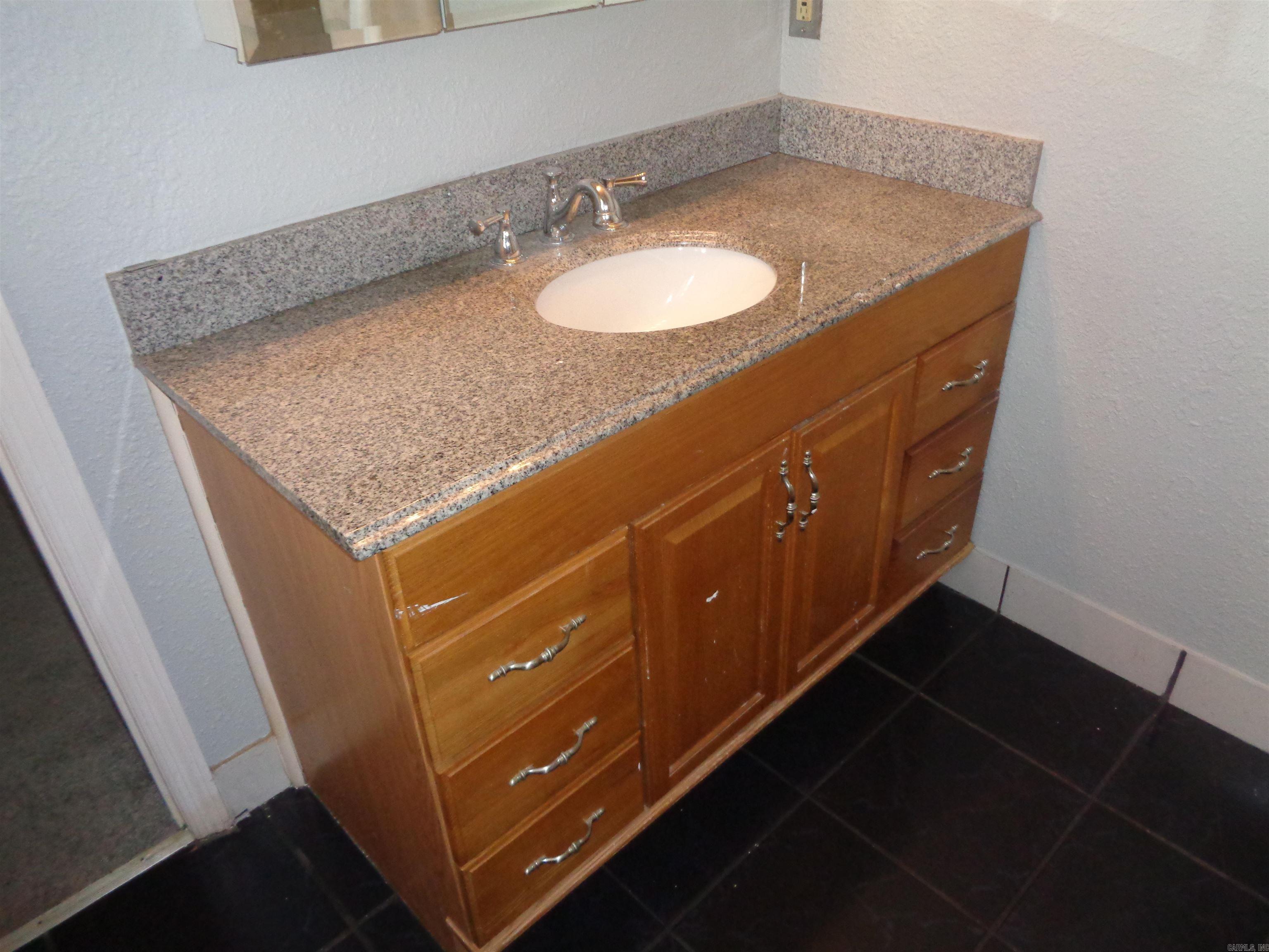 LUDINGTON HGTS - Residential