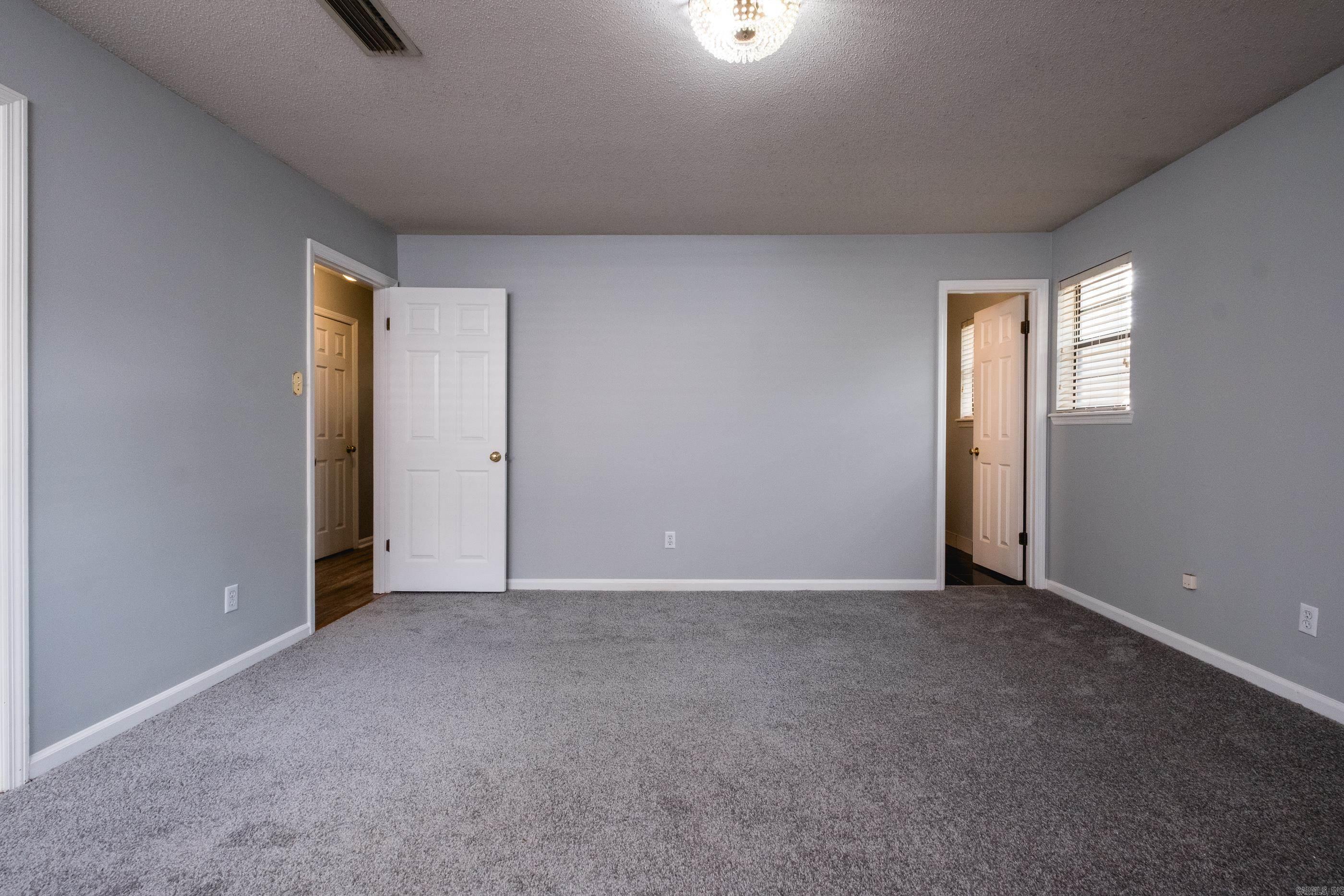 LUDINGTON HGTS - Residential