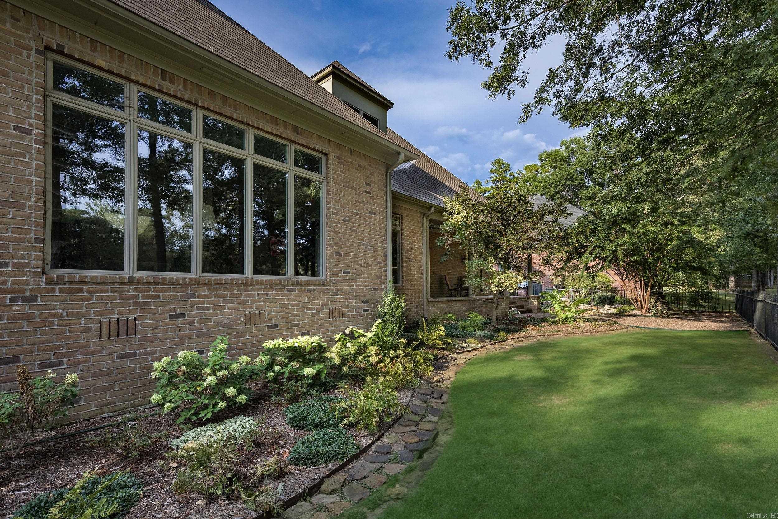CHENAL VALLEY THE OAKS - Residential