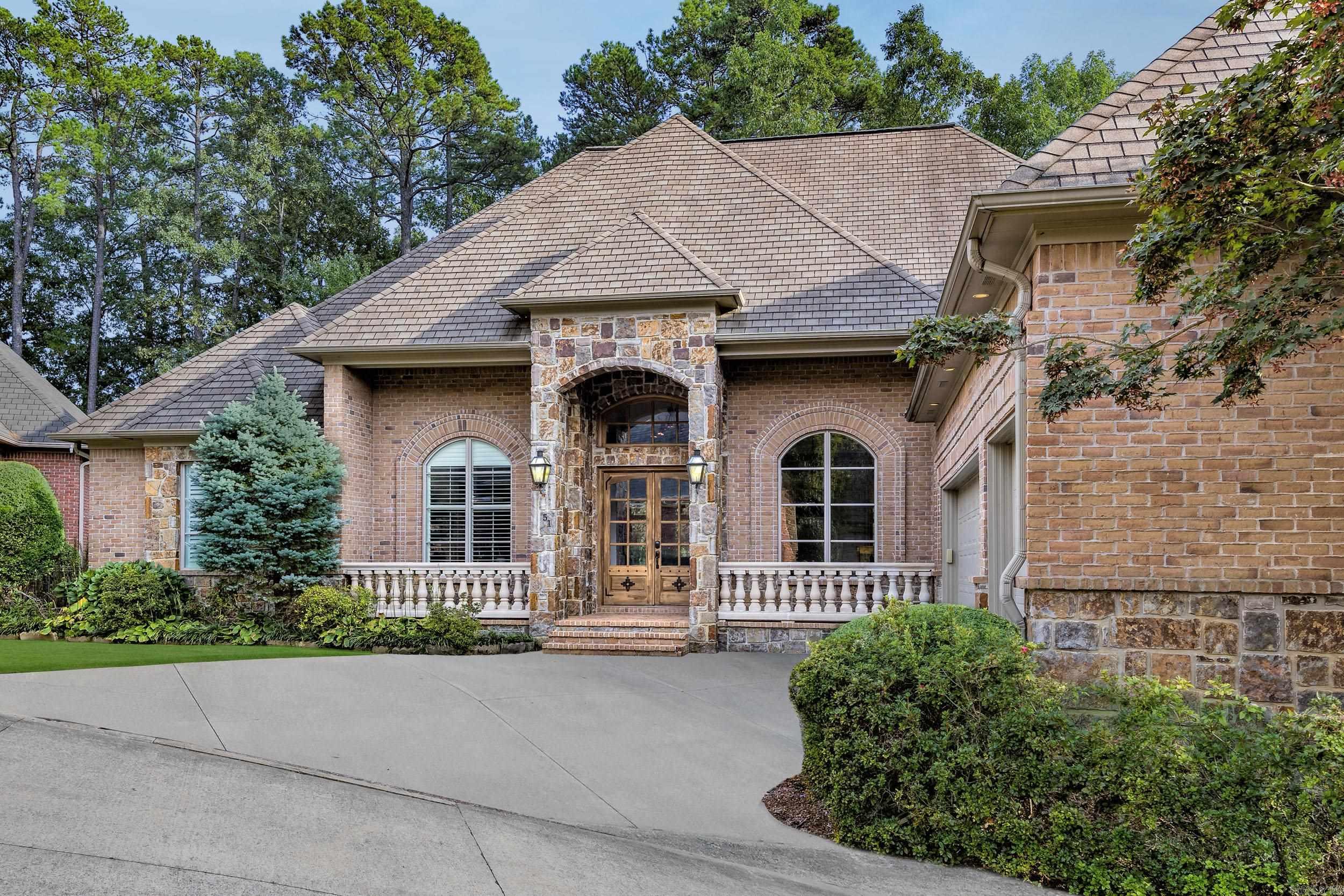CHENAL VALLEY THE OAKS - Residential