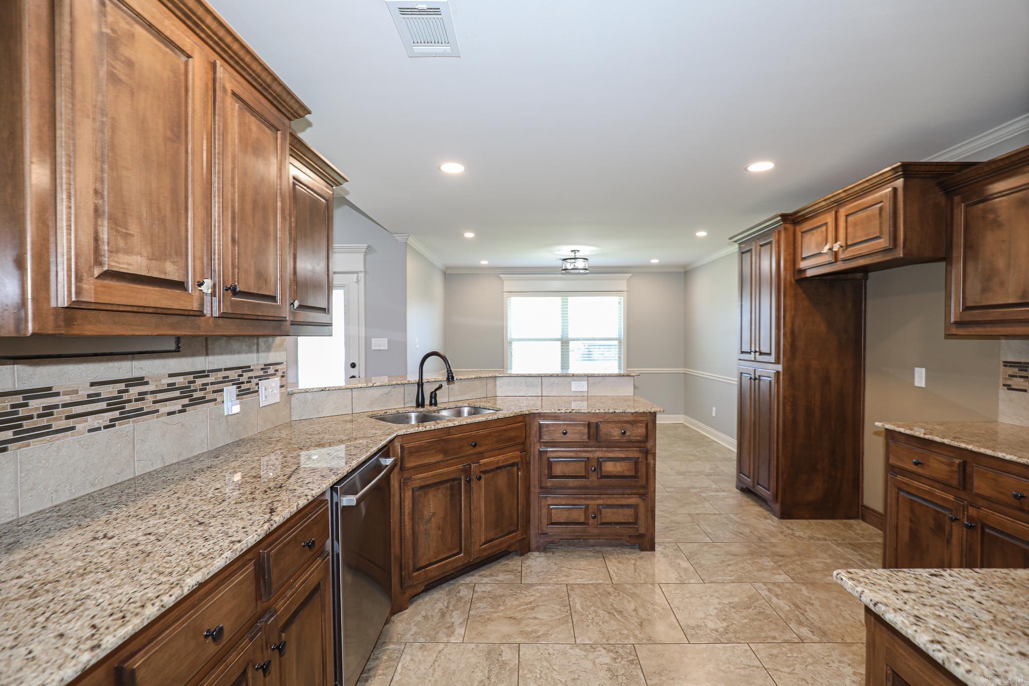 HICKORY HEIGHTS - Residential