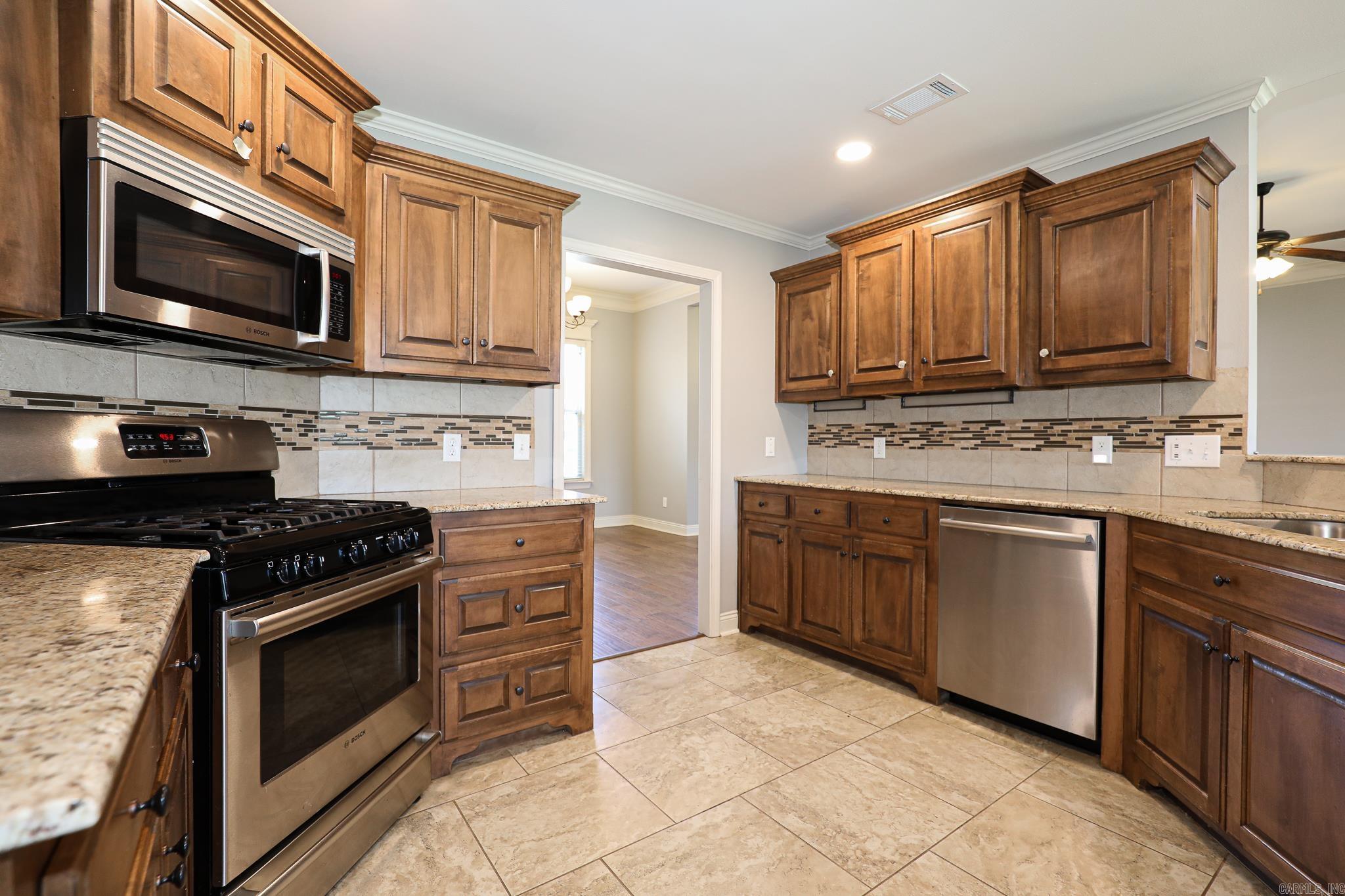 HICKORY HEIGHTS - Residential