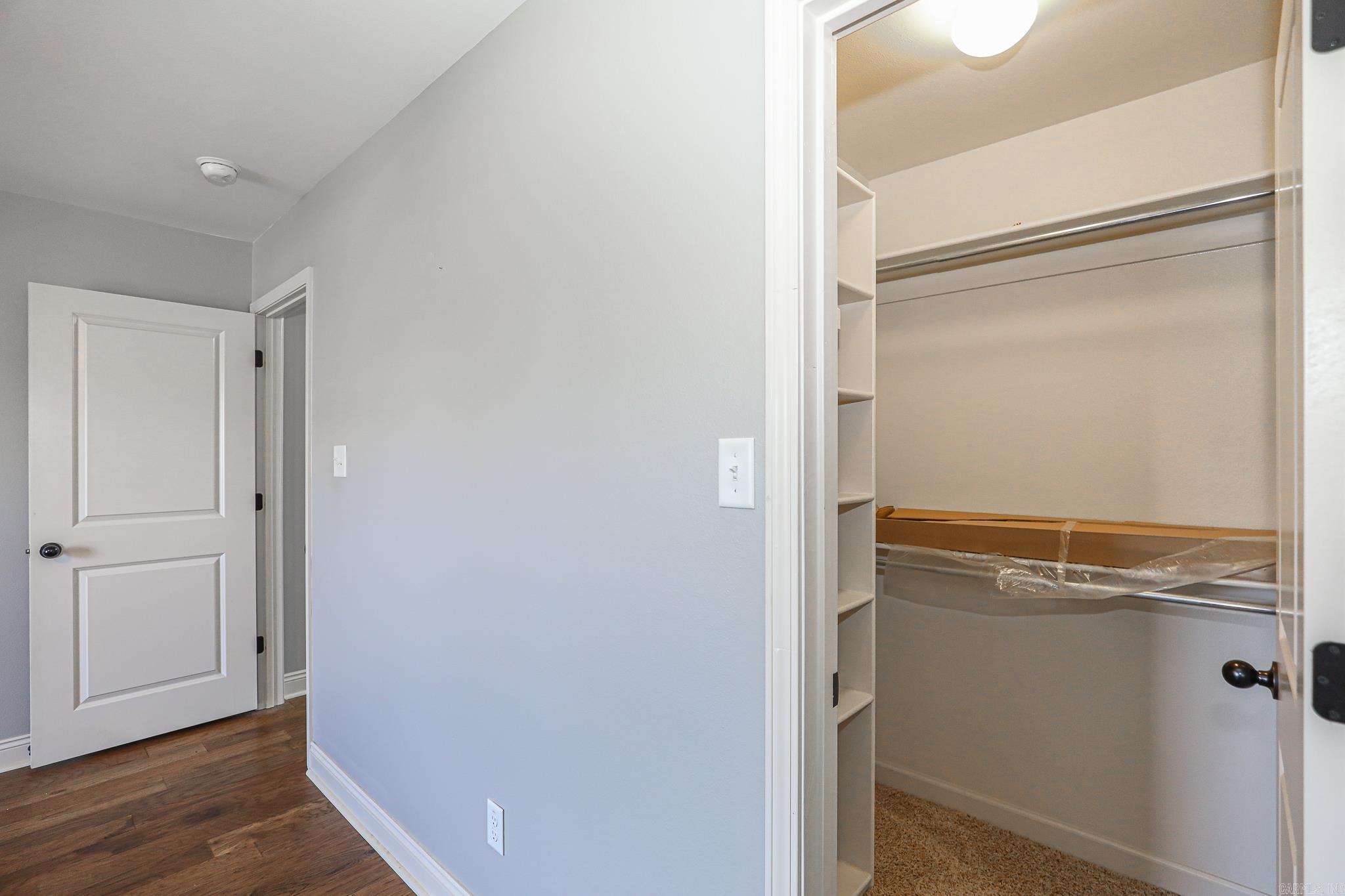 HICKORY HEIGHTS - Residential