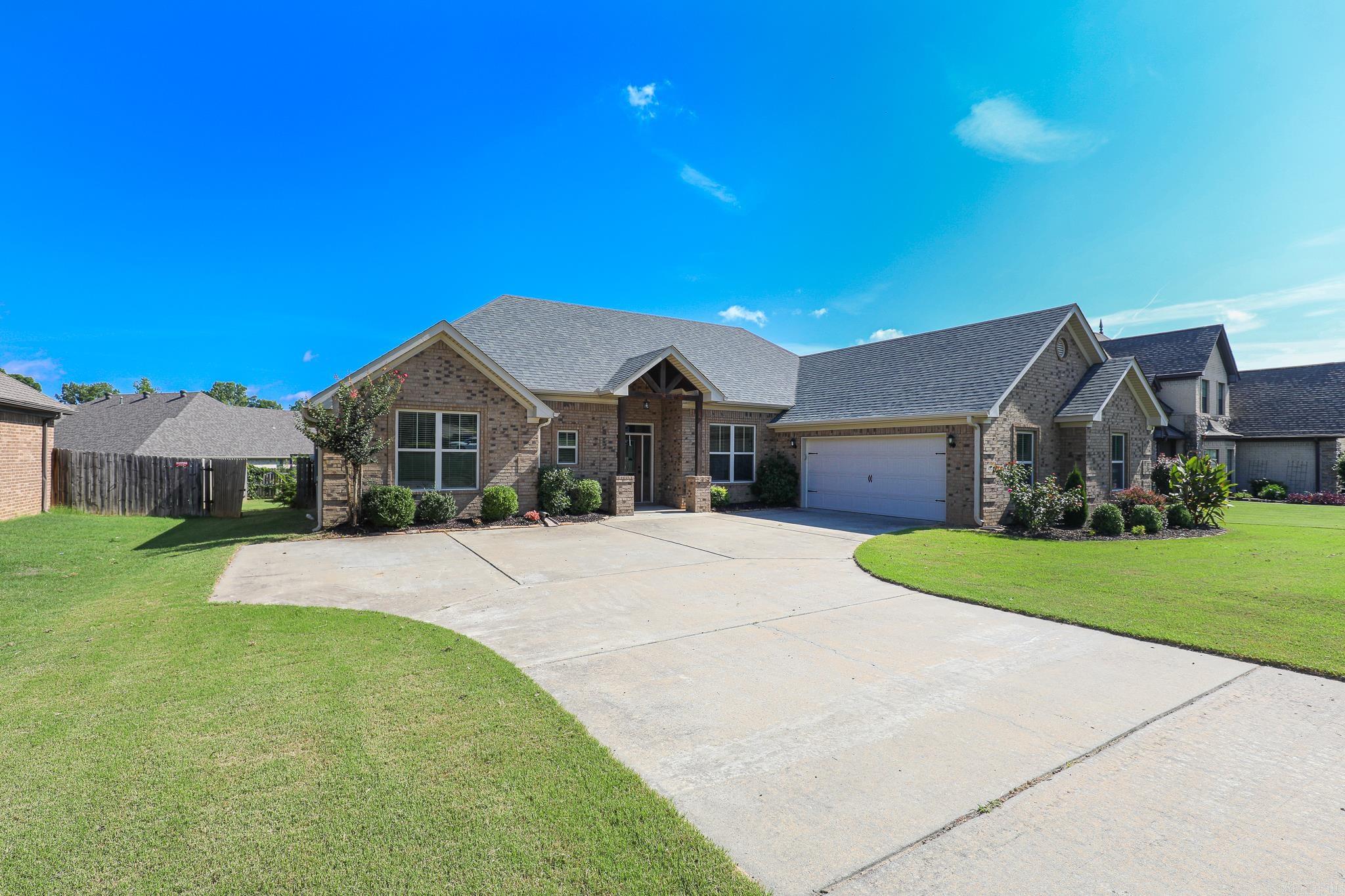 HICKORY HEIGHTS - Residential