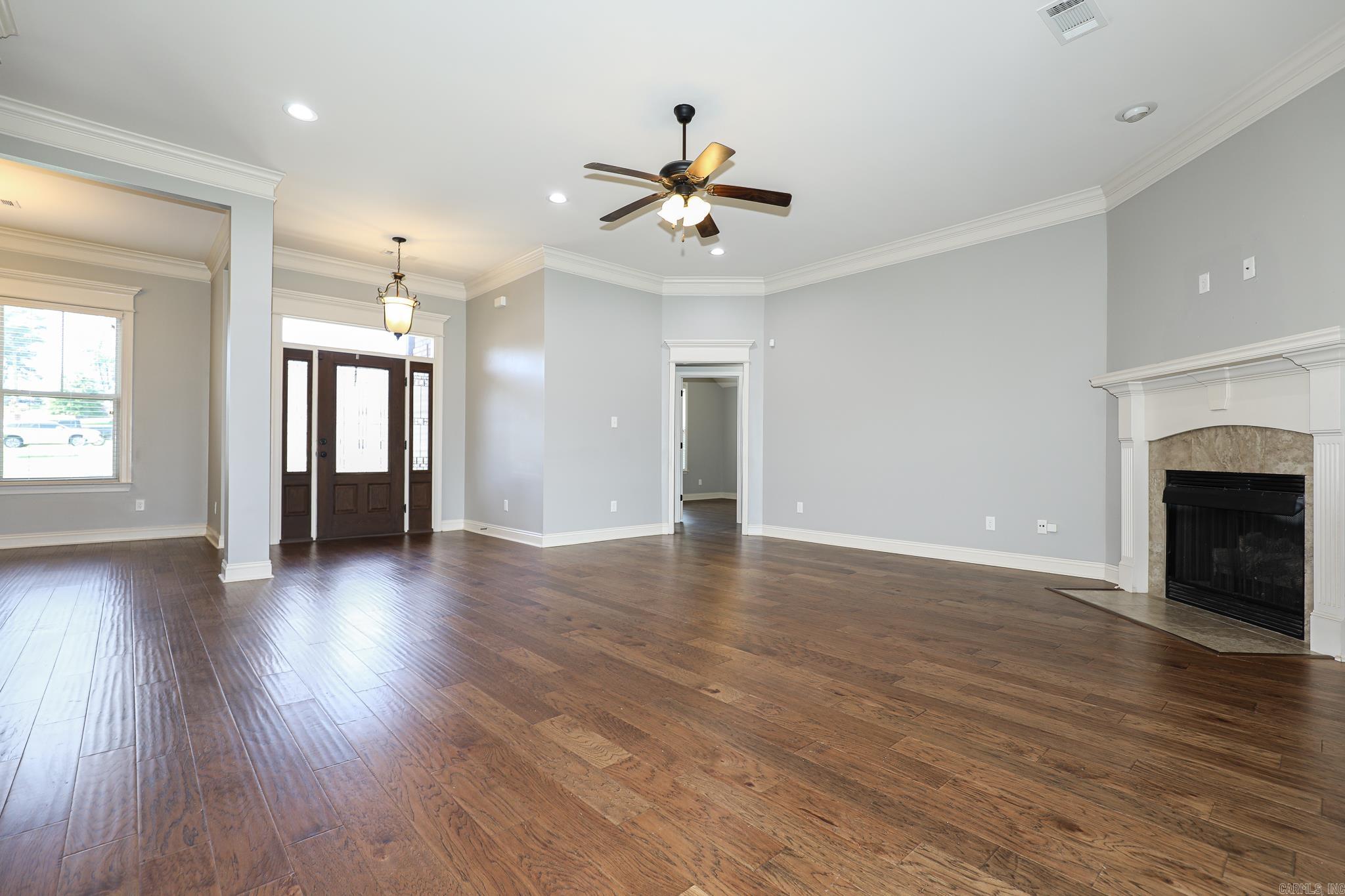 HICKORY HEIGHTS - Residential