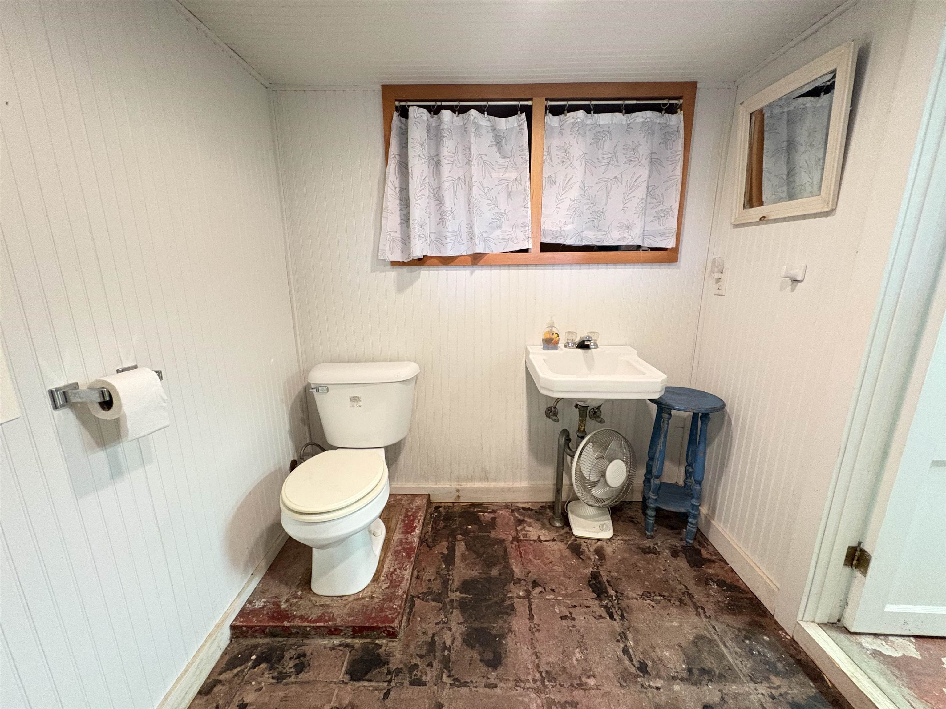 WEST WAHPETON - Residential