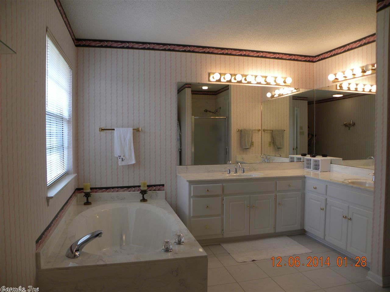 STONEWALL - Residential