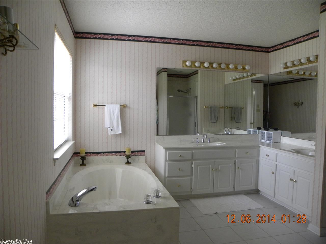 STONEWALL - Residential