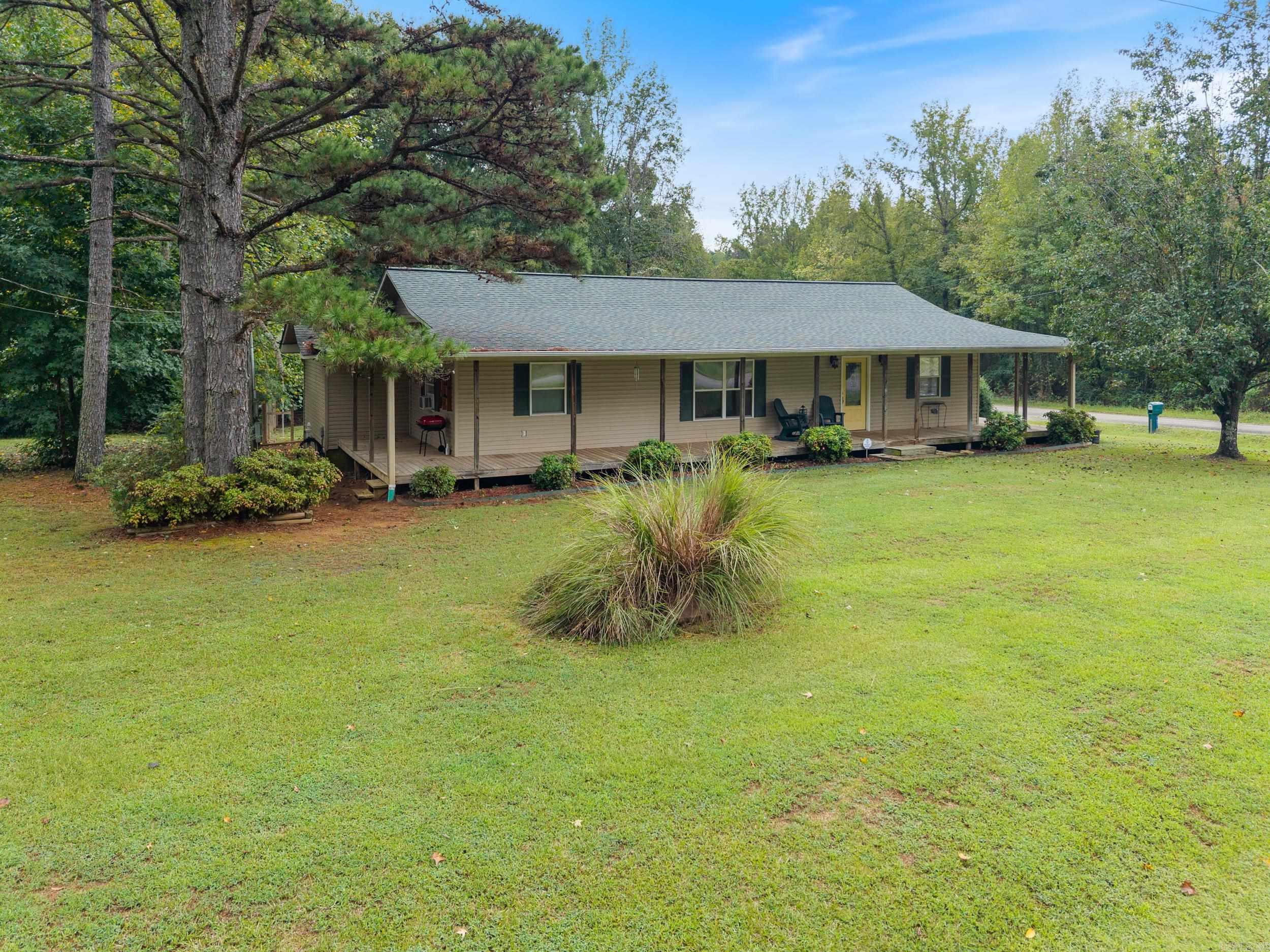 RED RIVER VALLEY - Residential