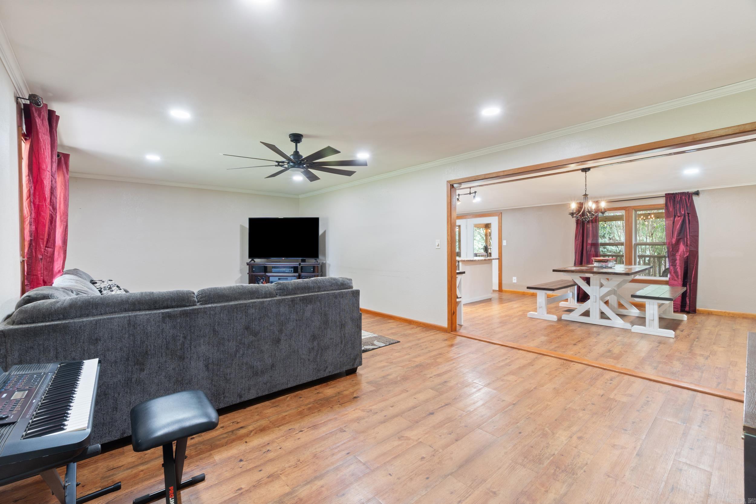 RED RIVER VALLEY - Residential