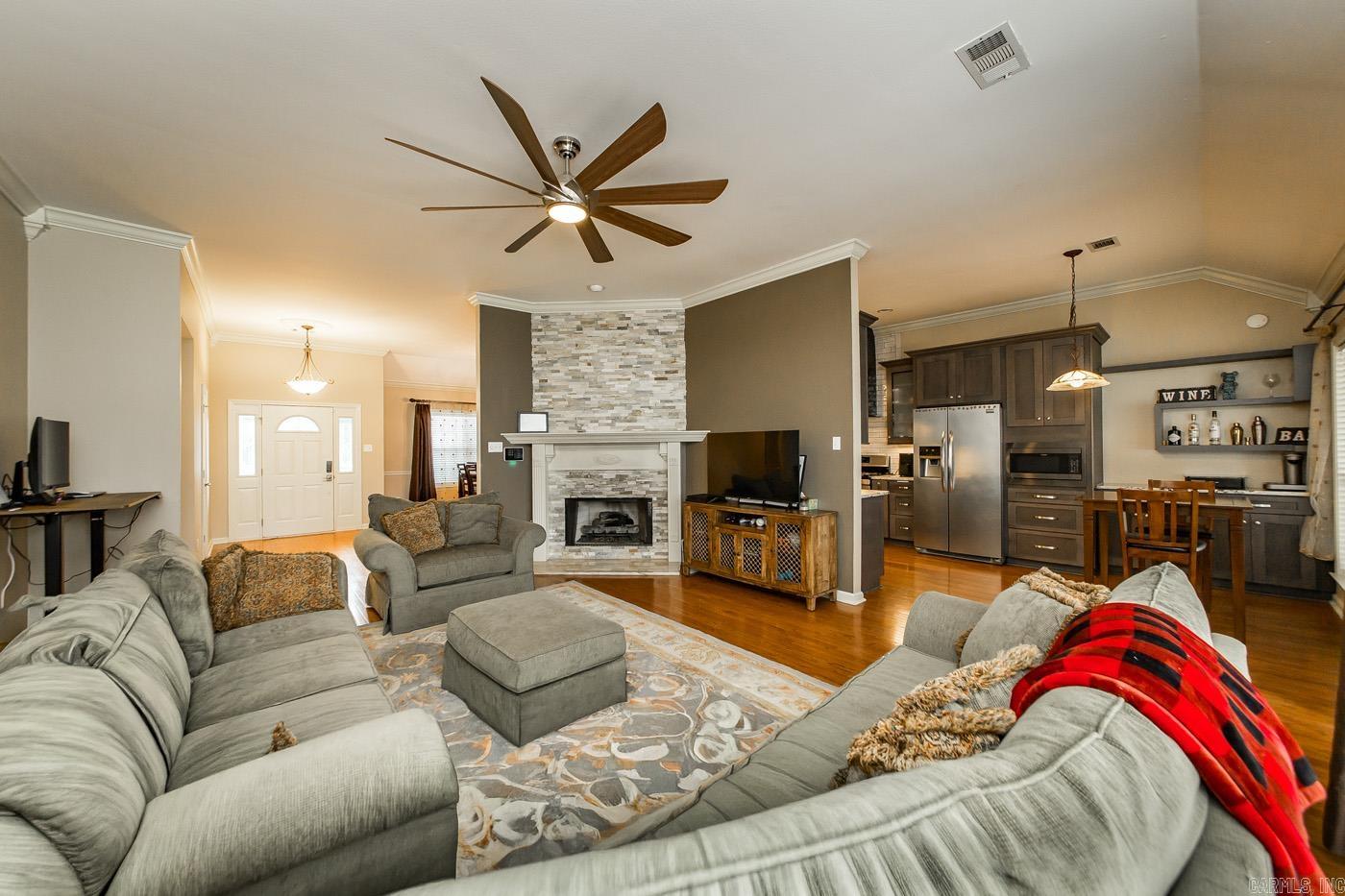 AUSTIN LAKES POINTE ADDN - Residential