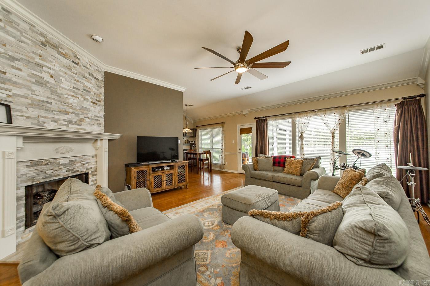AUSTIN LAKES POINTE ADDN - Residential