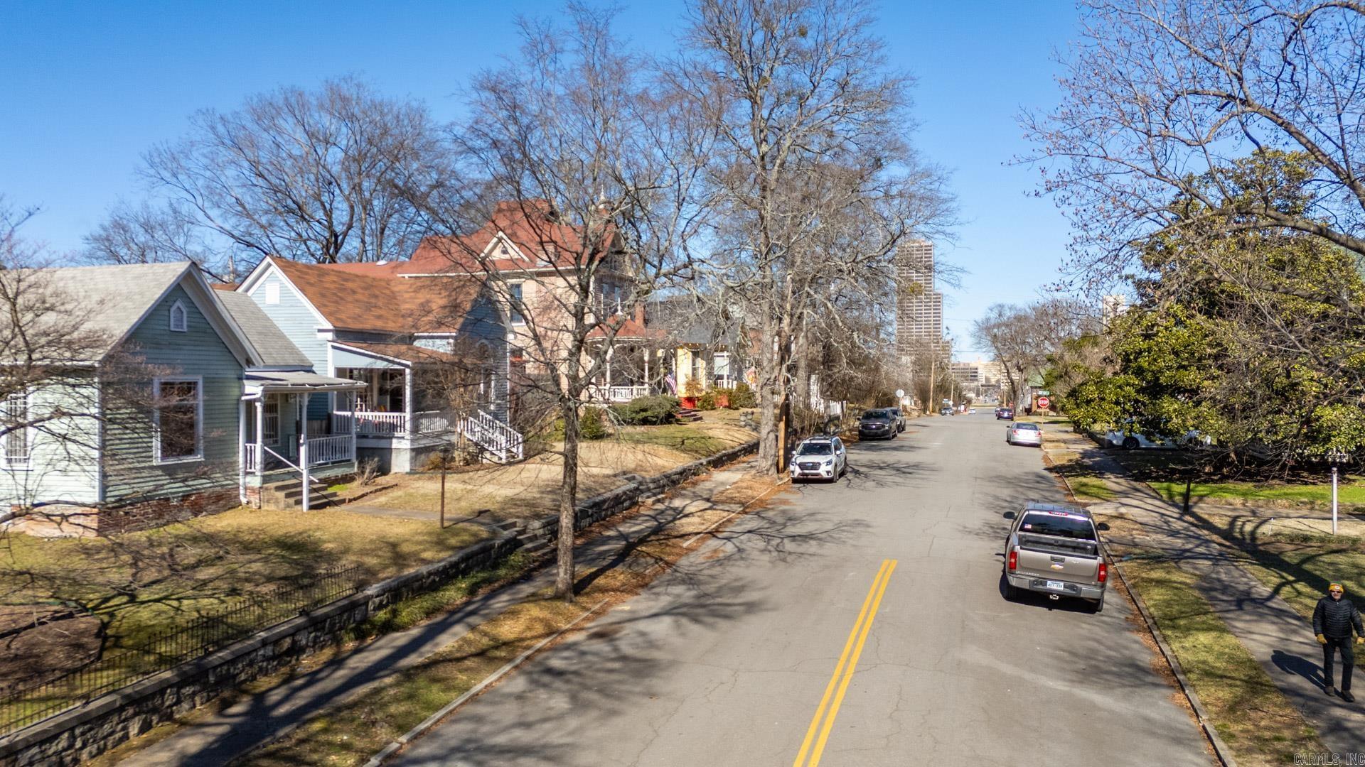 CITY OF LR L11 - Residential