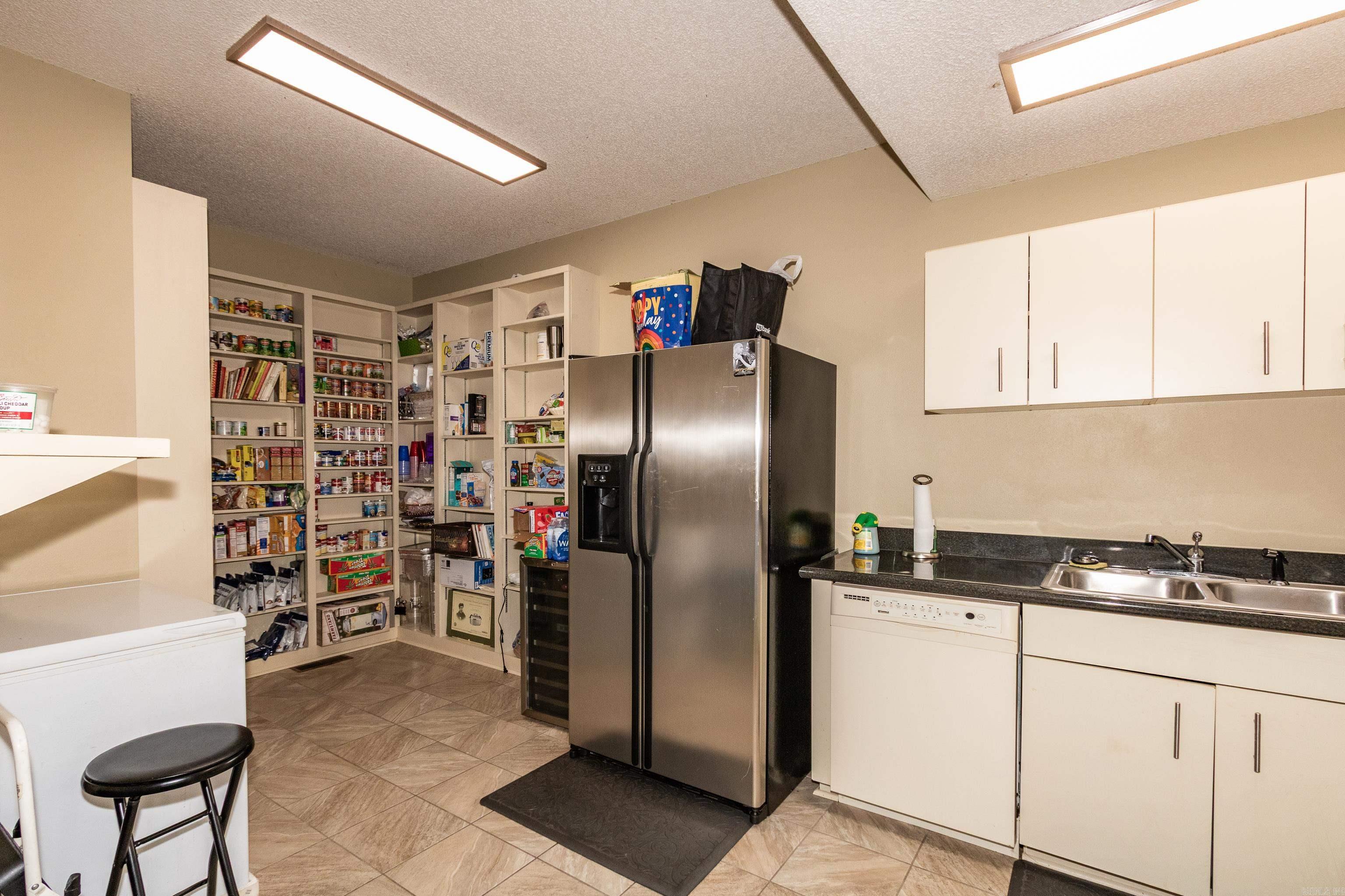 HILLSBOROUGH - Residential