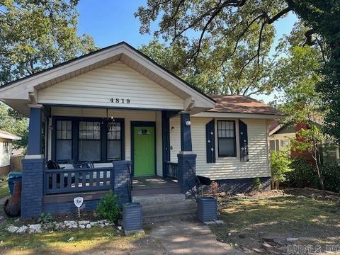 Photo of 4819 Lee Avenue, Little Rock, AR 72205 (MLS # 26005021)