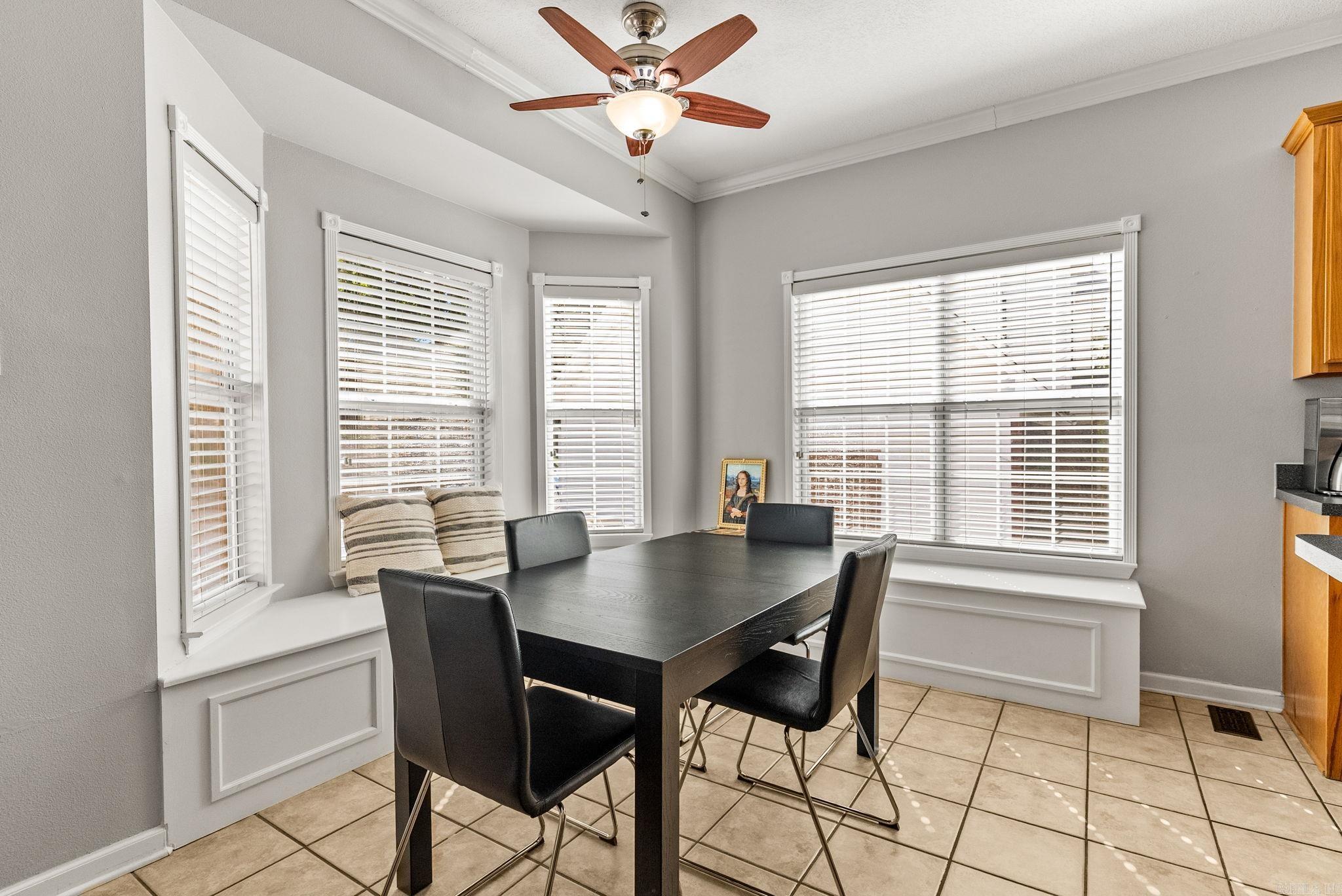 WESTHAMPTON - Residential