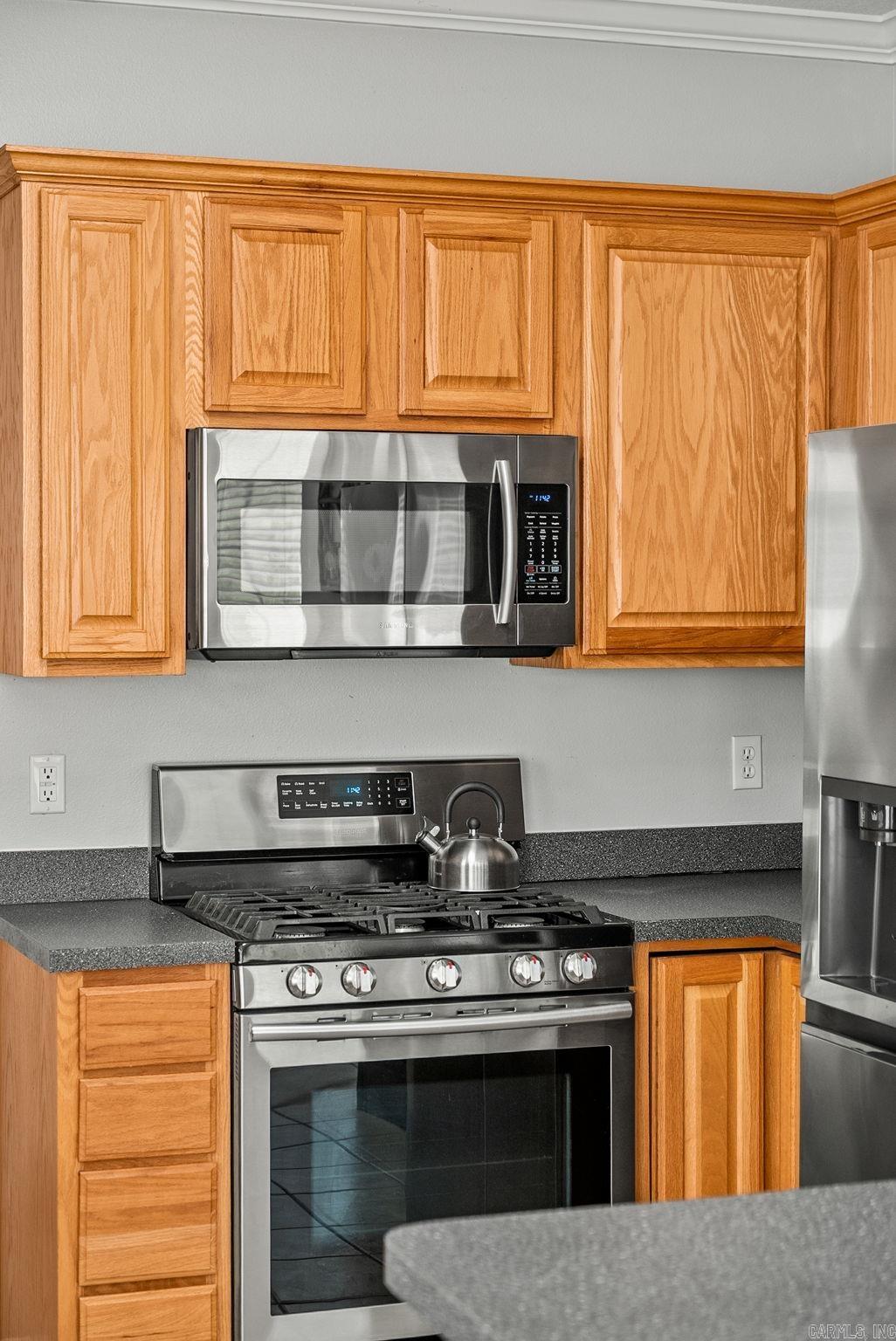 WESTHAMPTON - Residential