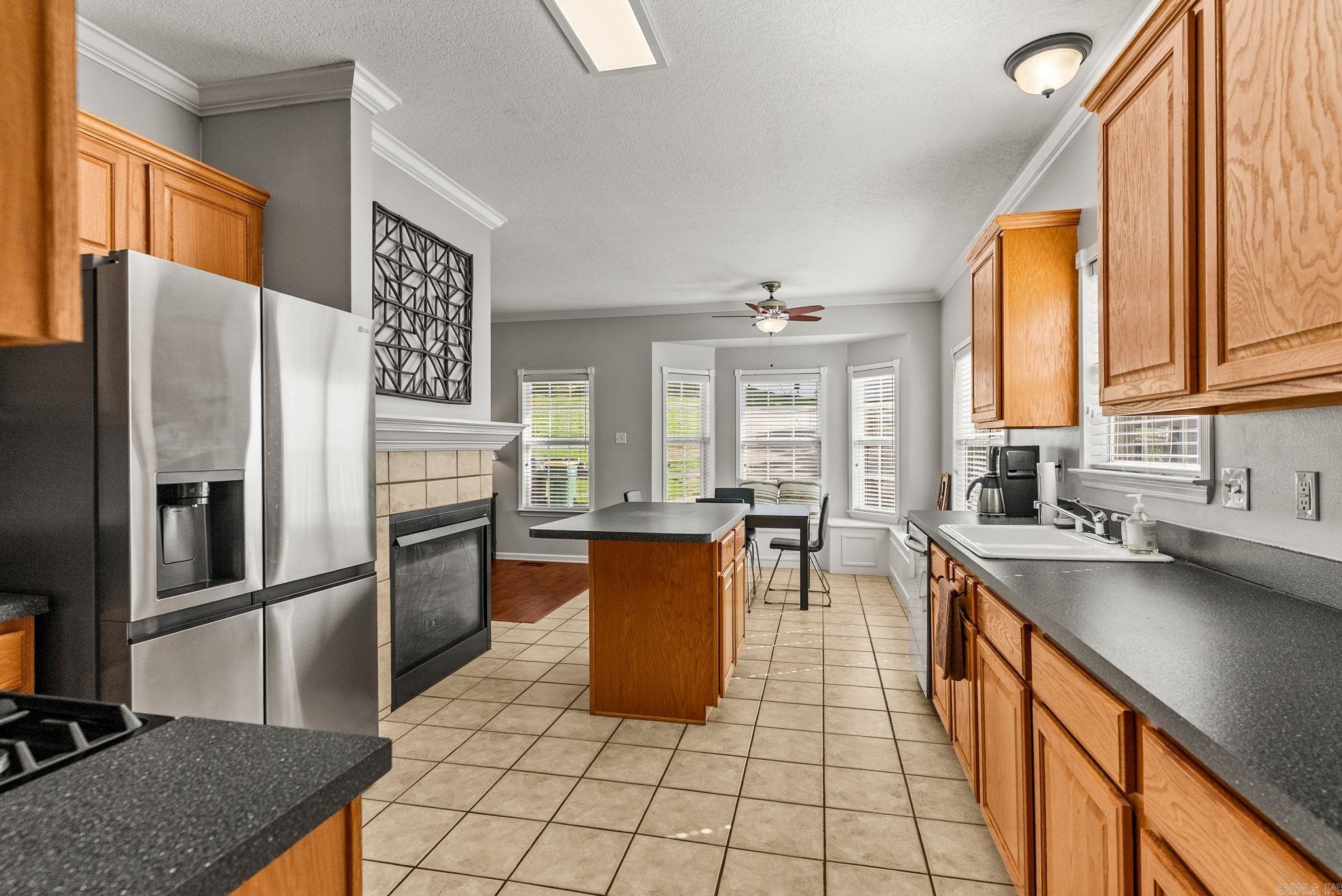 WESTHAMPTON - Residential