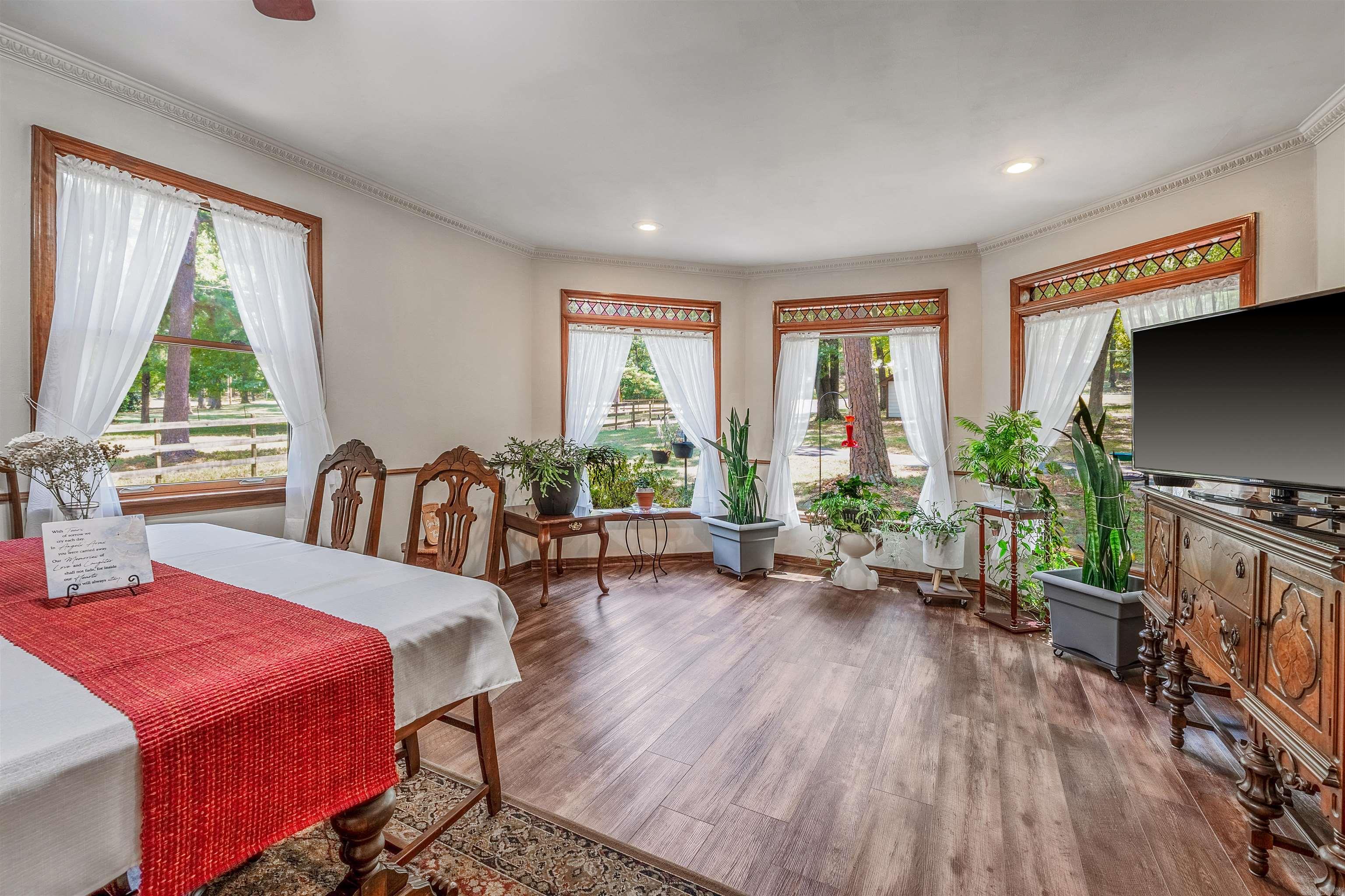TREASURE HILL - Residential