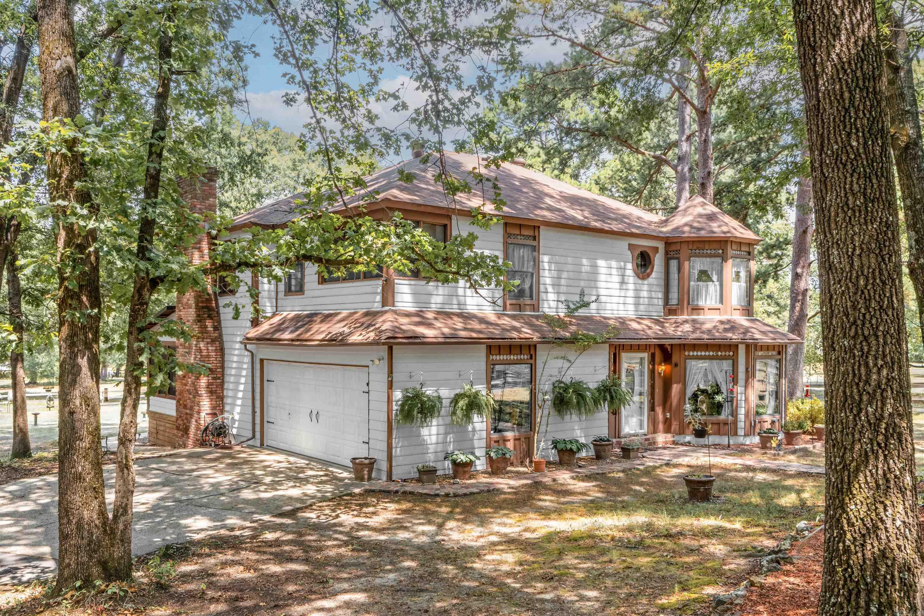 TREASURE HILL - Residential