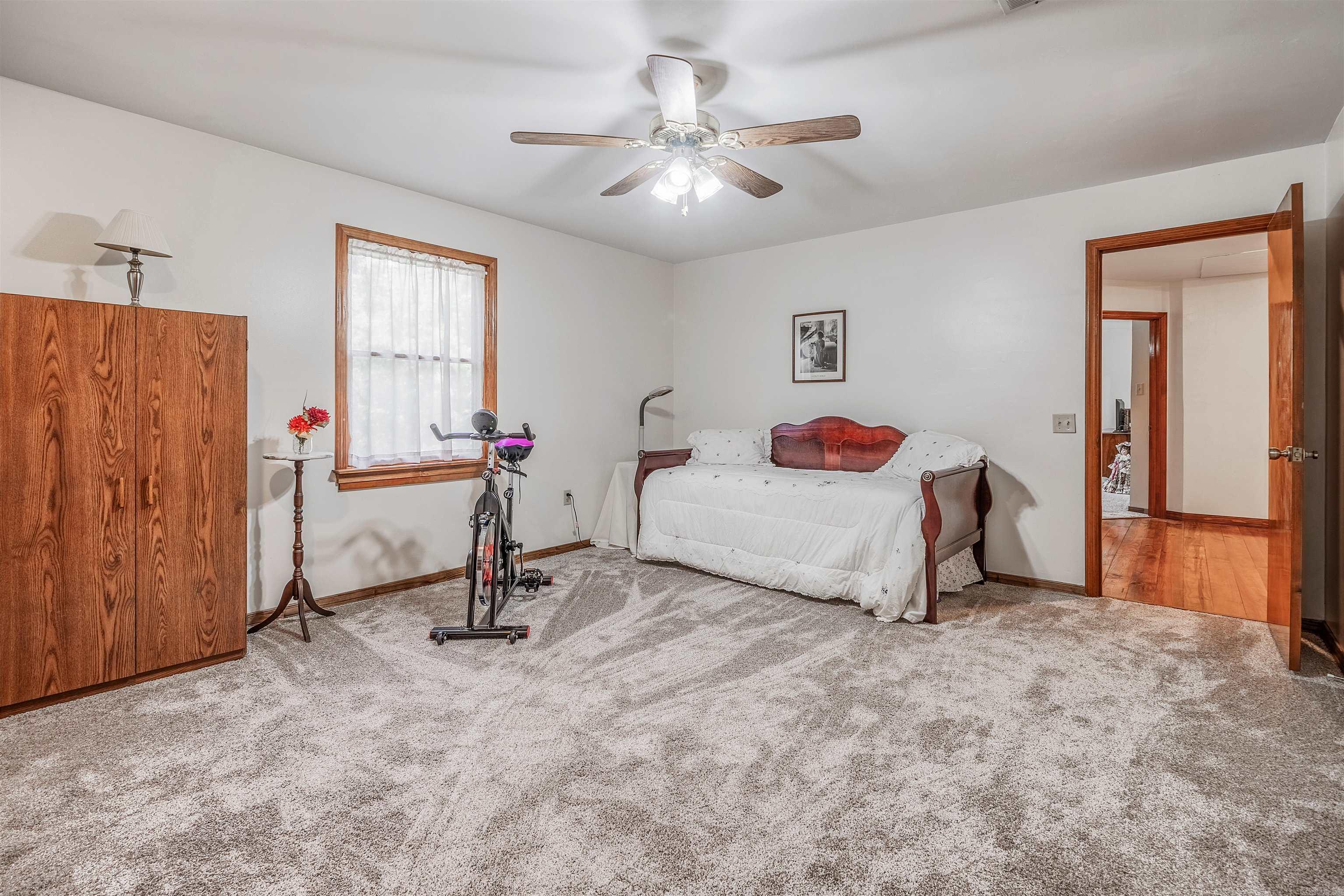 TREASURE HILL - Residential