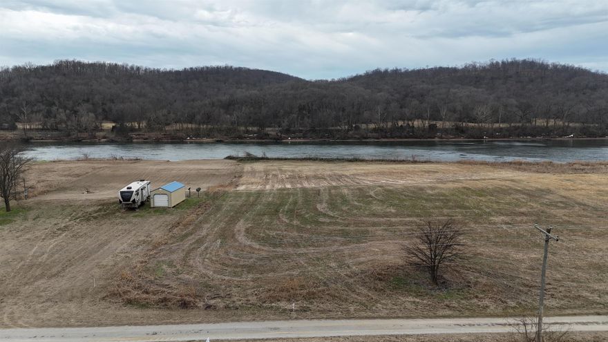 check out this newly listed White River Lot in Guion, AR! This 1.26 acre lot has just over 100 feet of White River frontage. While being only 3 miles from the Arkansas Game and Fish public boat ramp, there is ample opportunity to create the weekend getaway you've been dreaming of! There is also electricity available at the road. Listed at only $31,000, give me a call today!