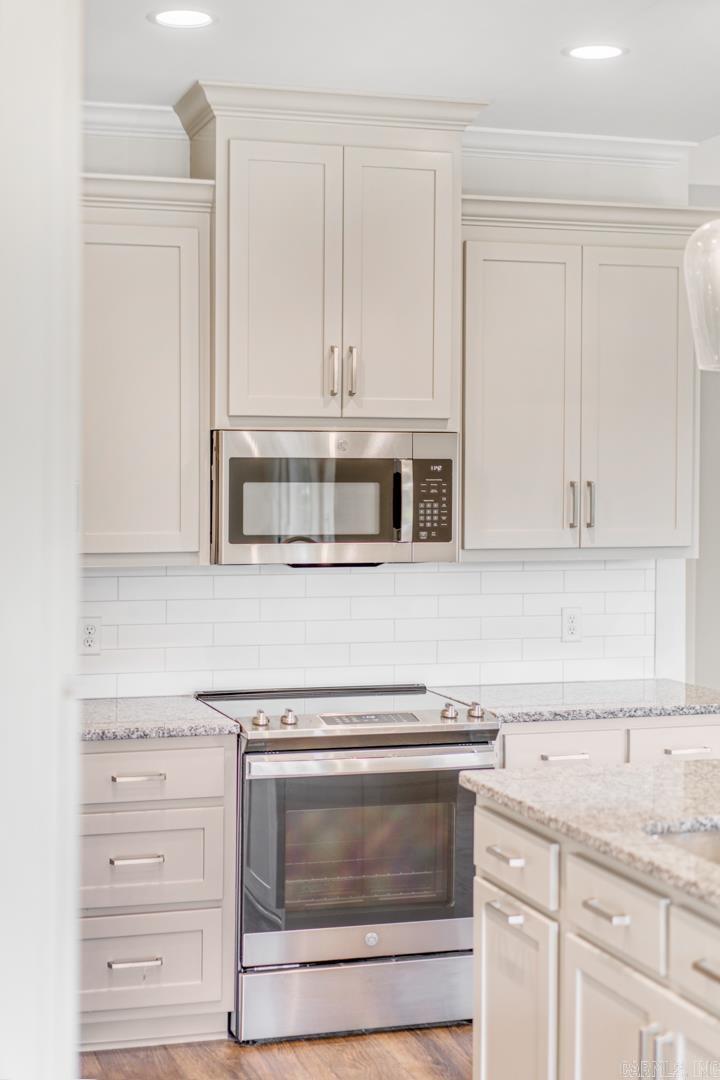 LEWIS COVE - Residential