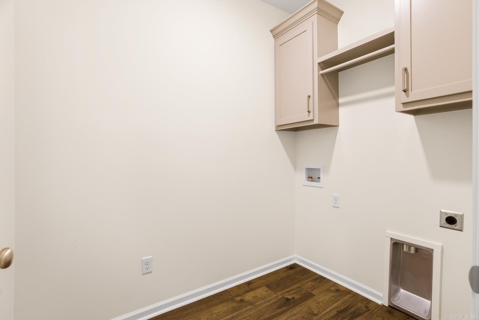 LEWIS COVE - Residential