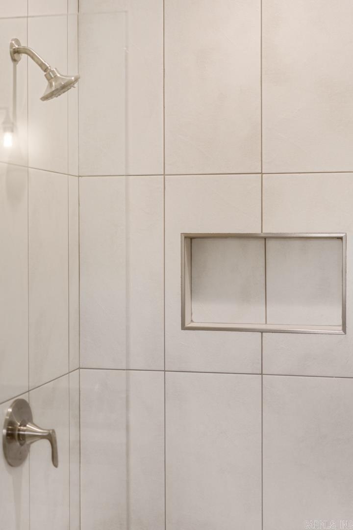 LEWIS COVE - Residential