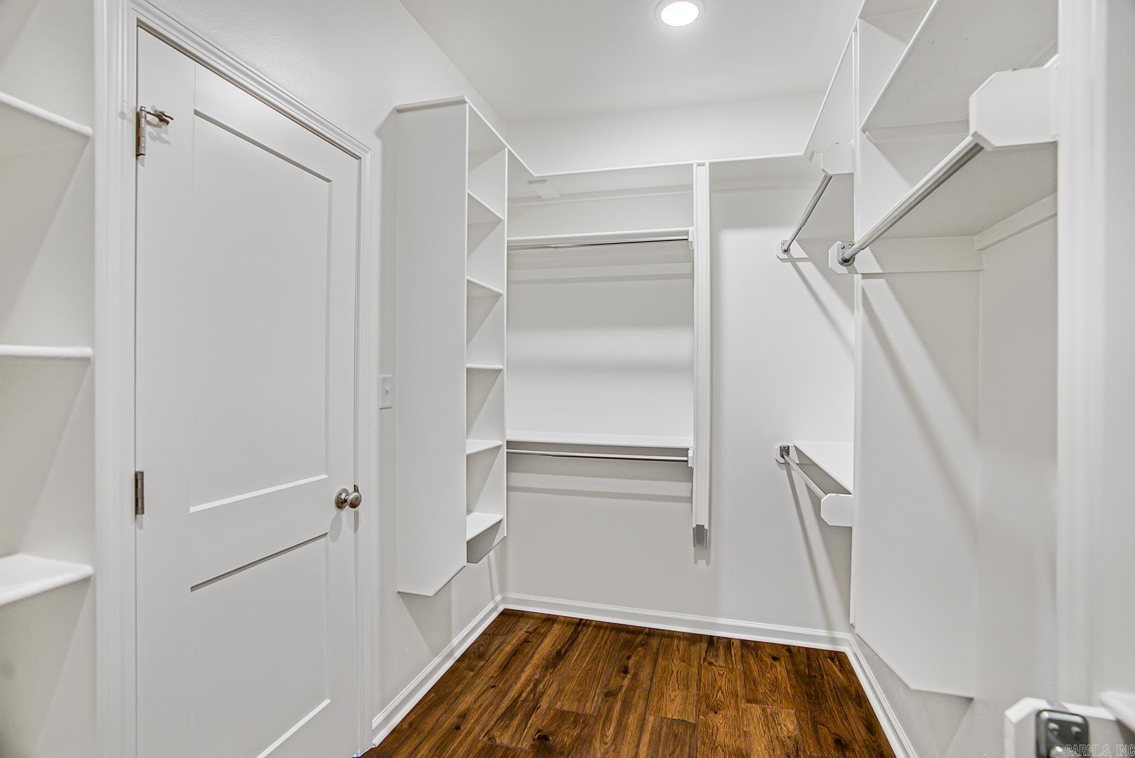 LEWIS COVE - Residential