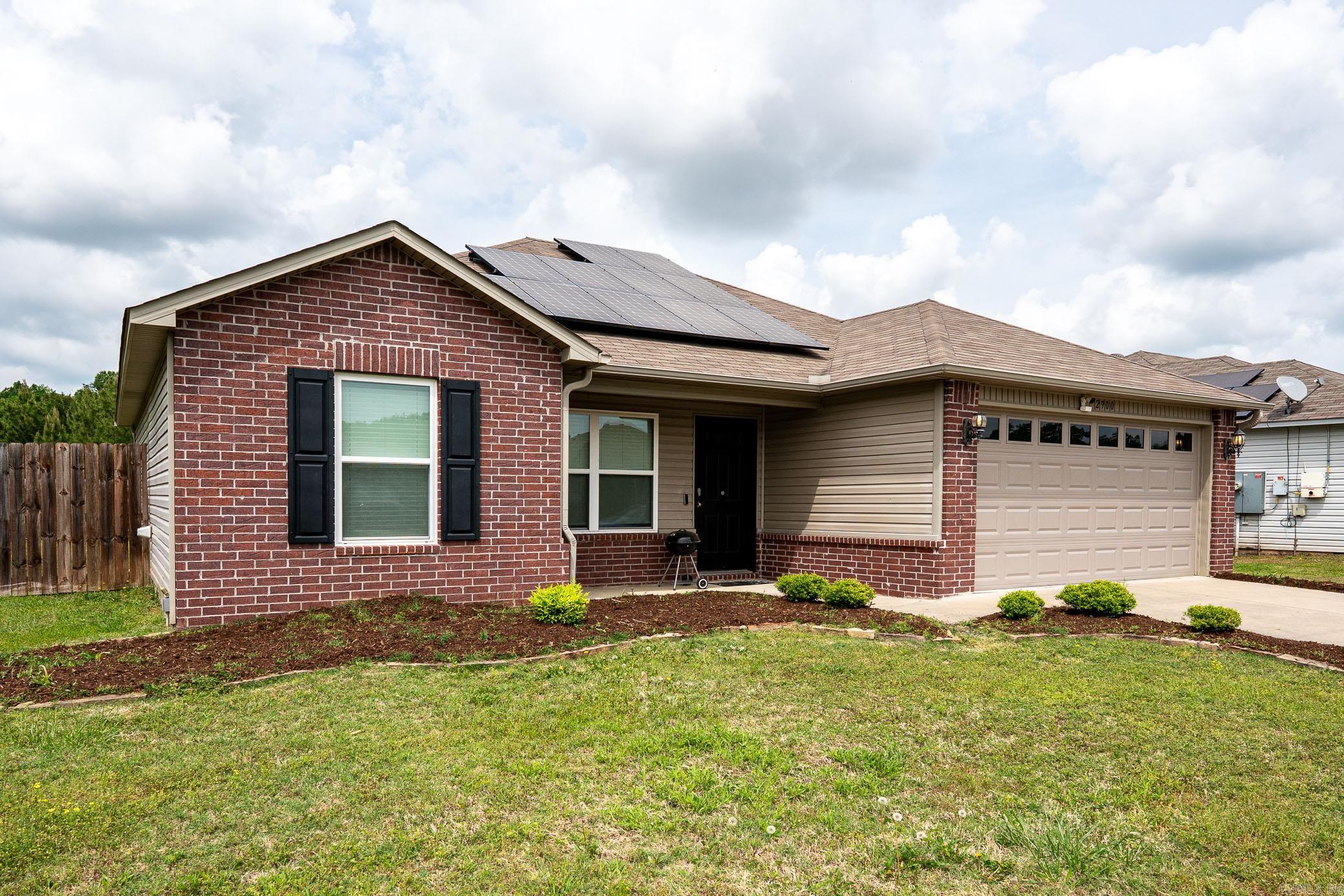 WOODLANDS EDGE - Residential