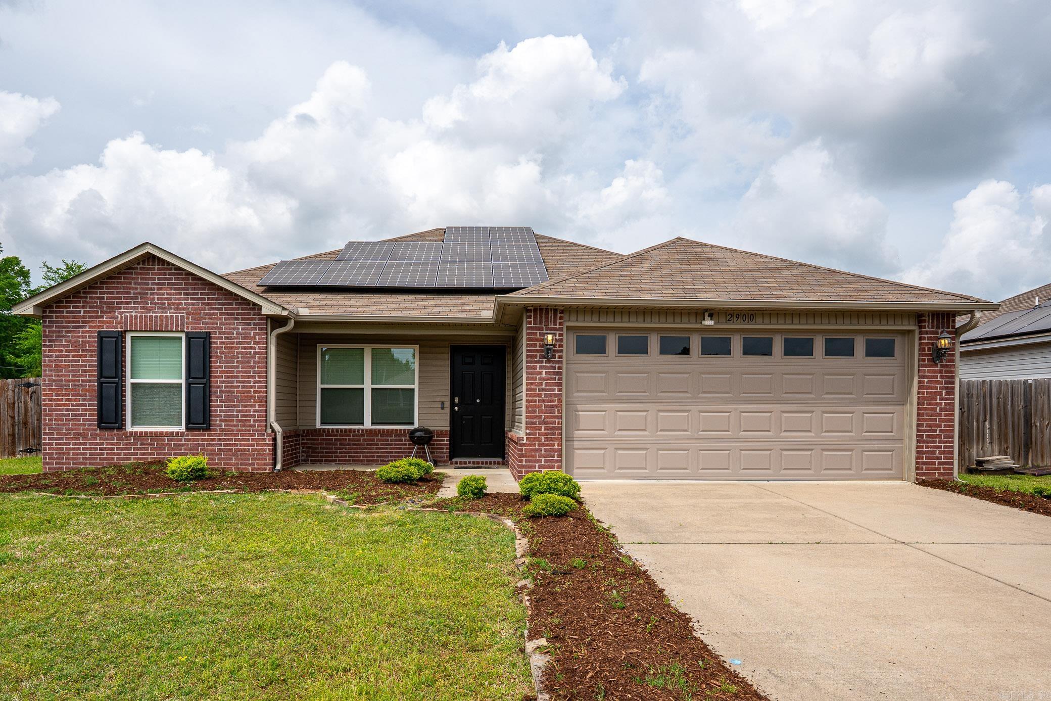 WOODLANDS EDGE - Residential