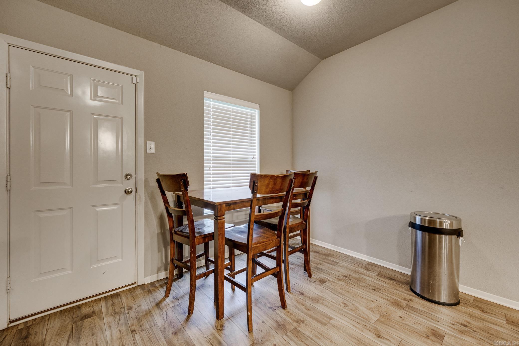 WOODLANDS EDGE - Residential