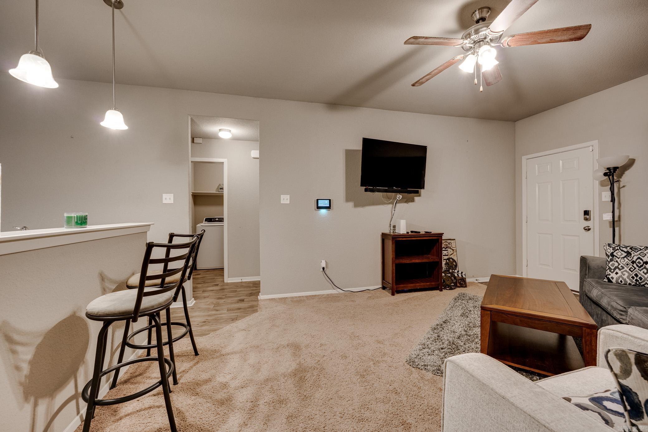 WOODLANDS EDGE - Residential