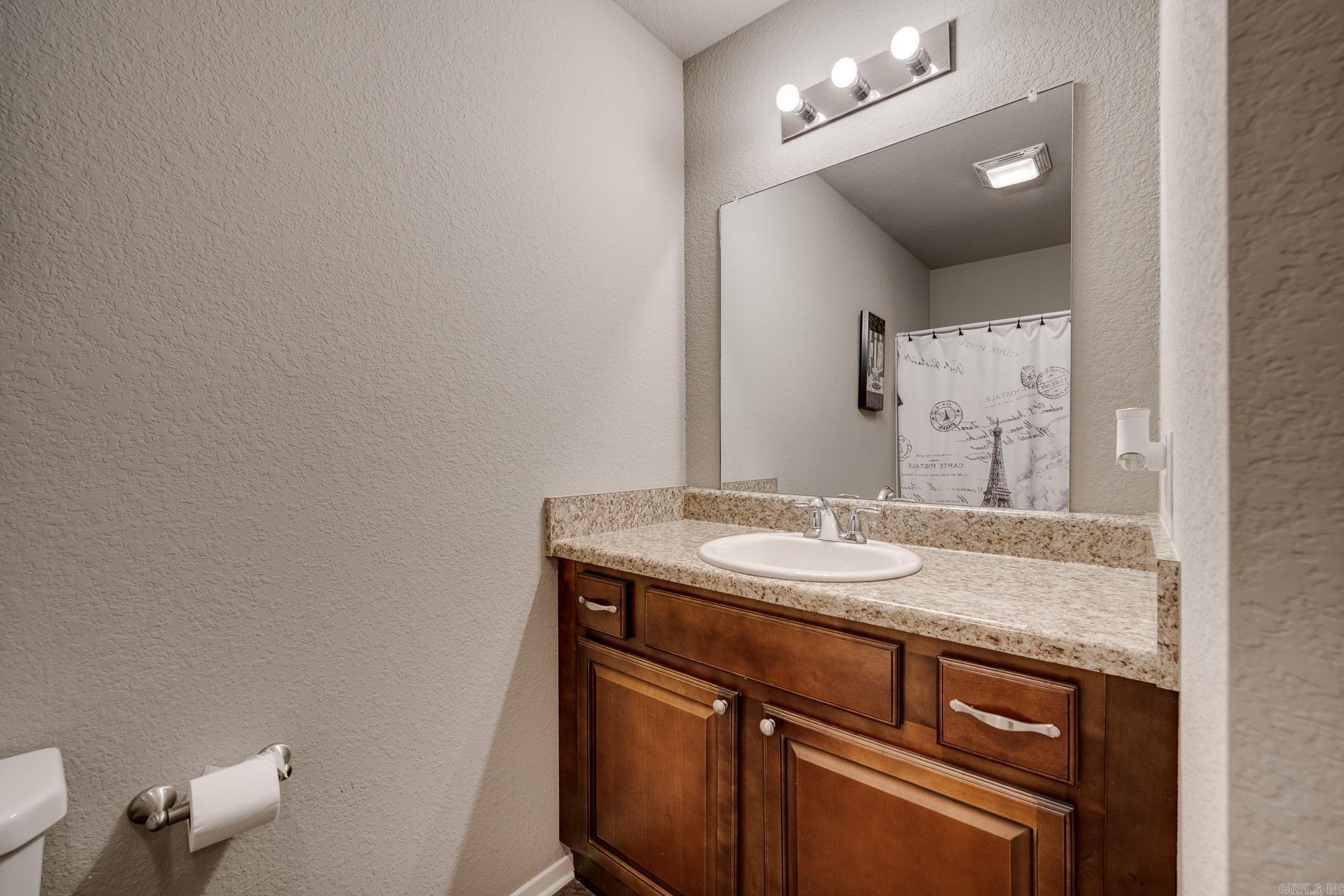 WOODLANDS EDGE - Residential
