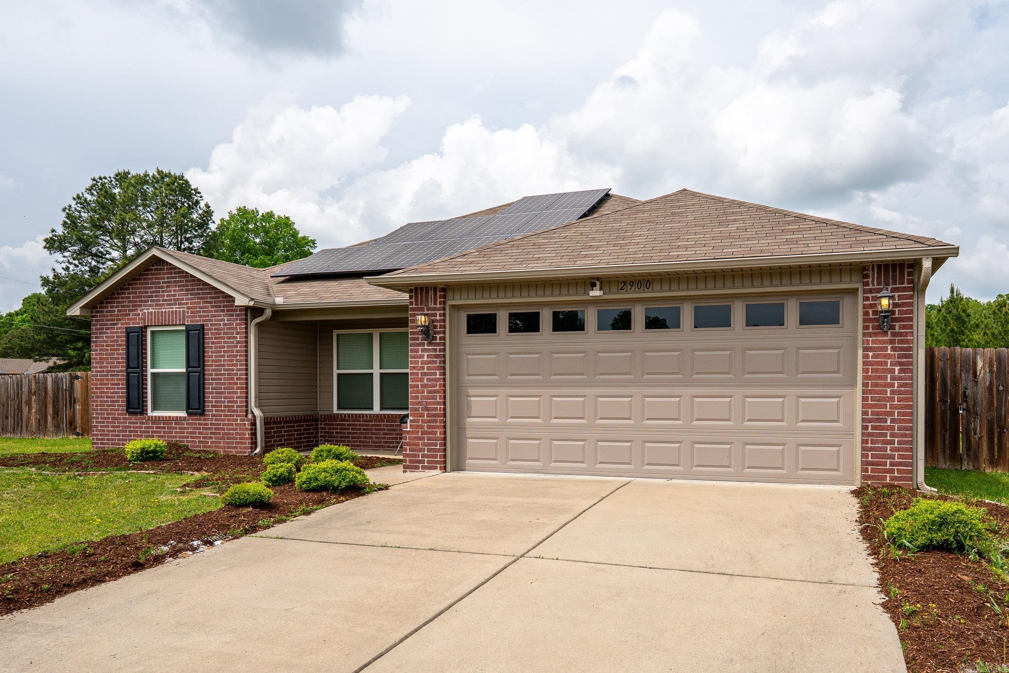 WOODLANDS EDGE - Residential