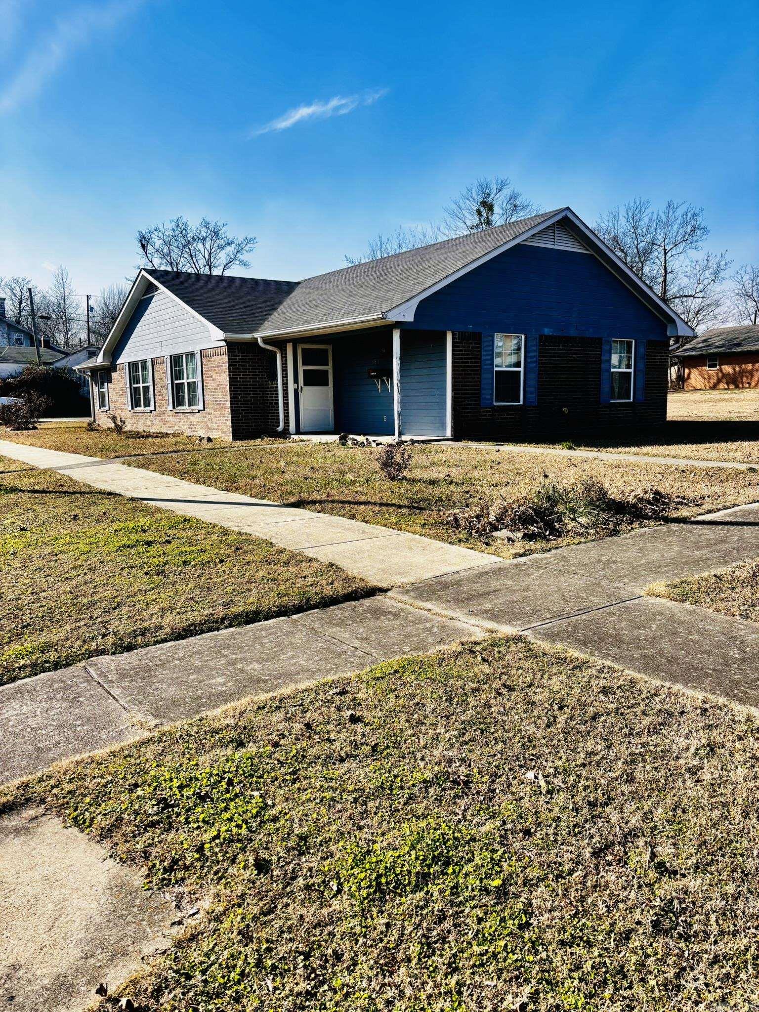 Mena Original - Residential