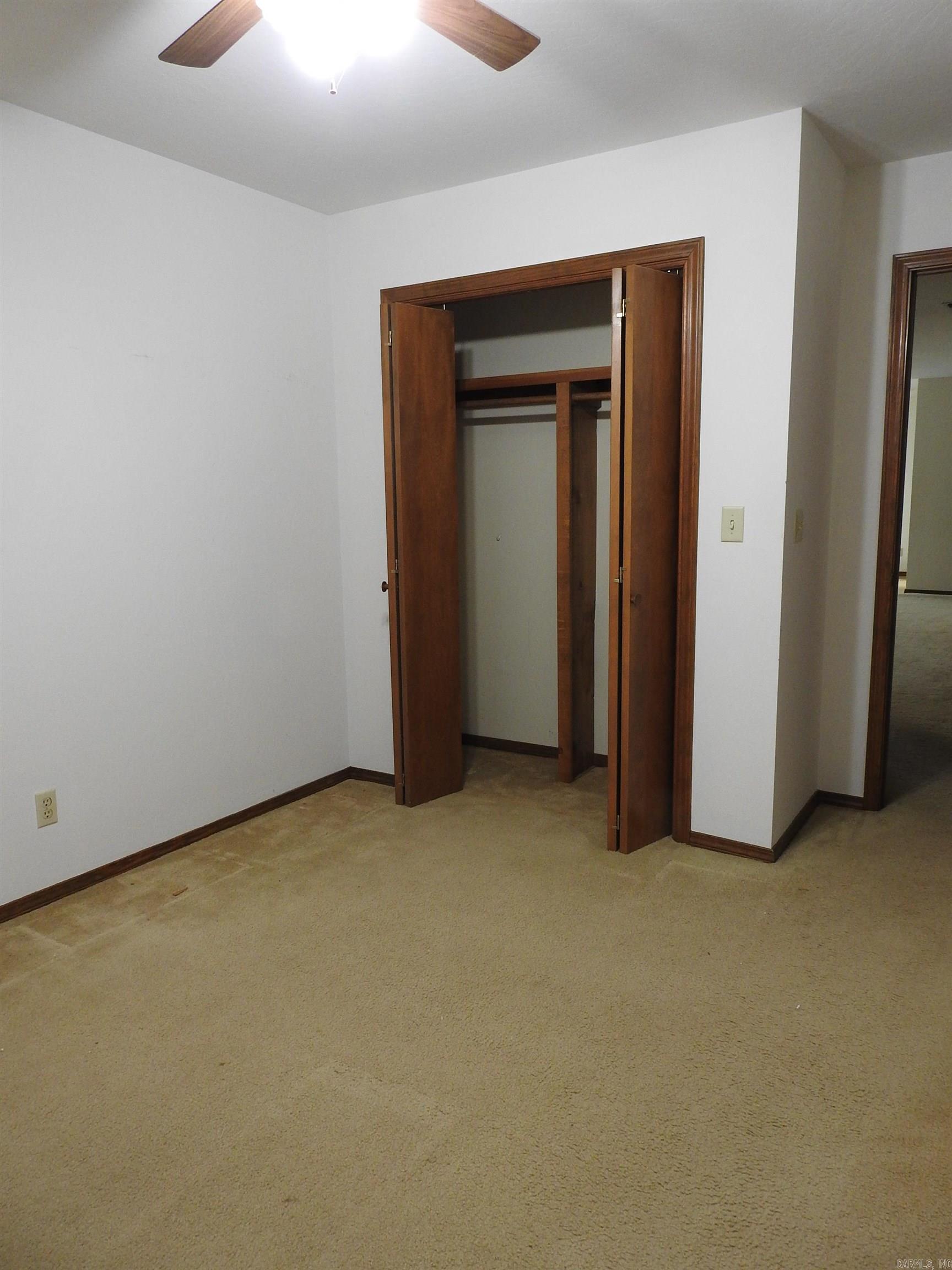 Mena Original - Residential