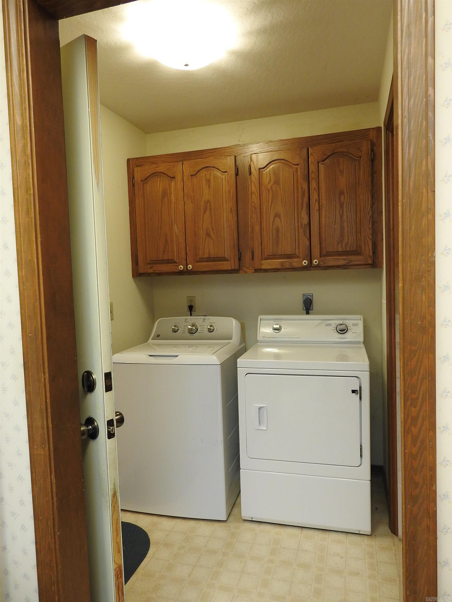 Mena Original - Residential